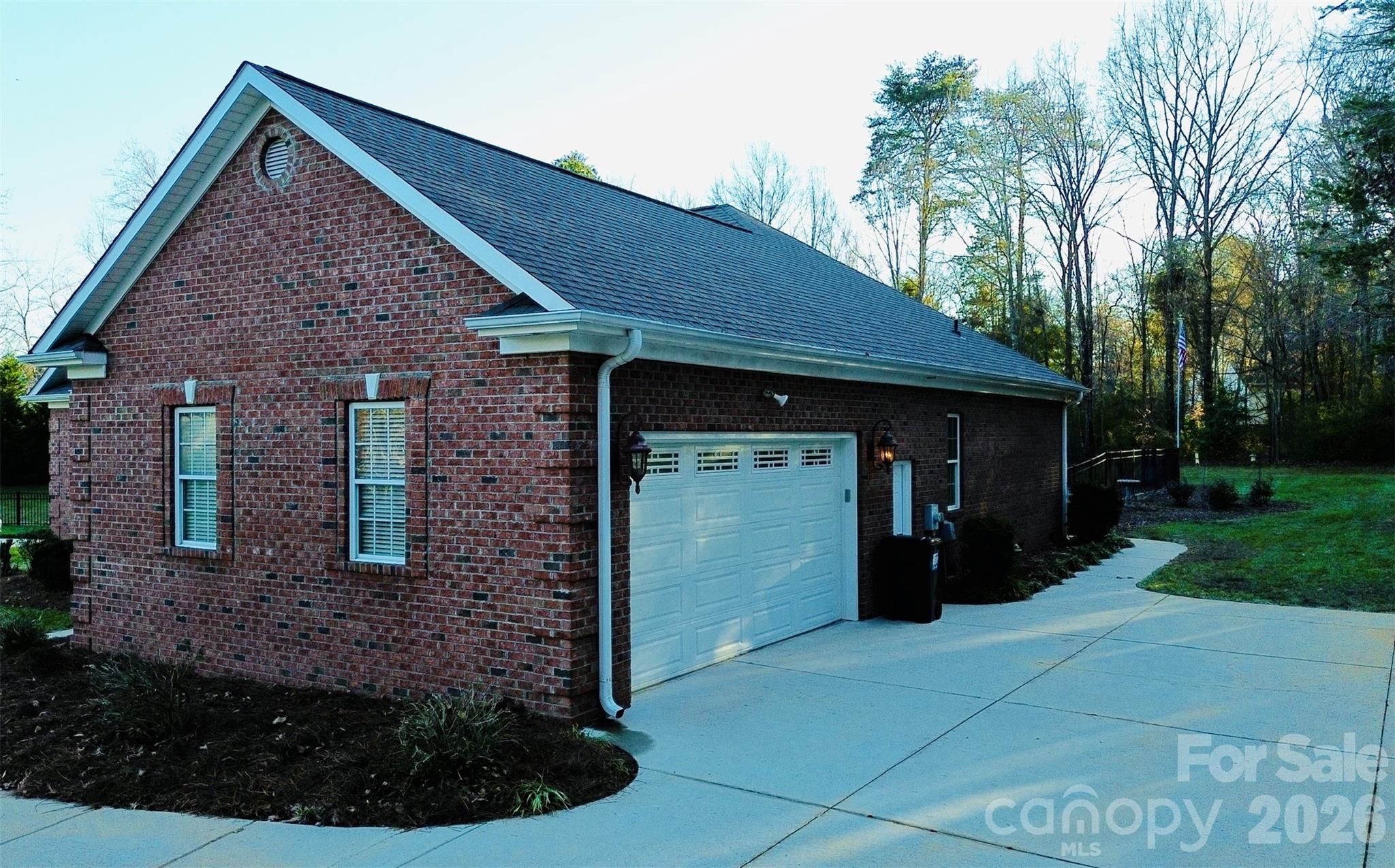 Grand Oaks - Residential