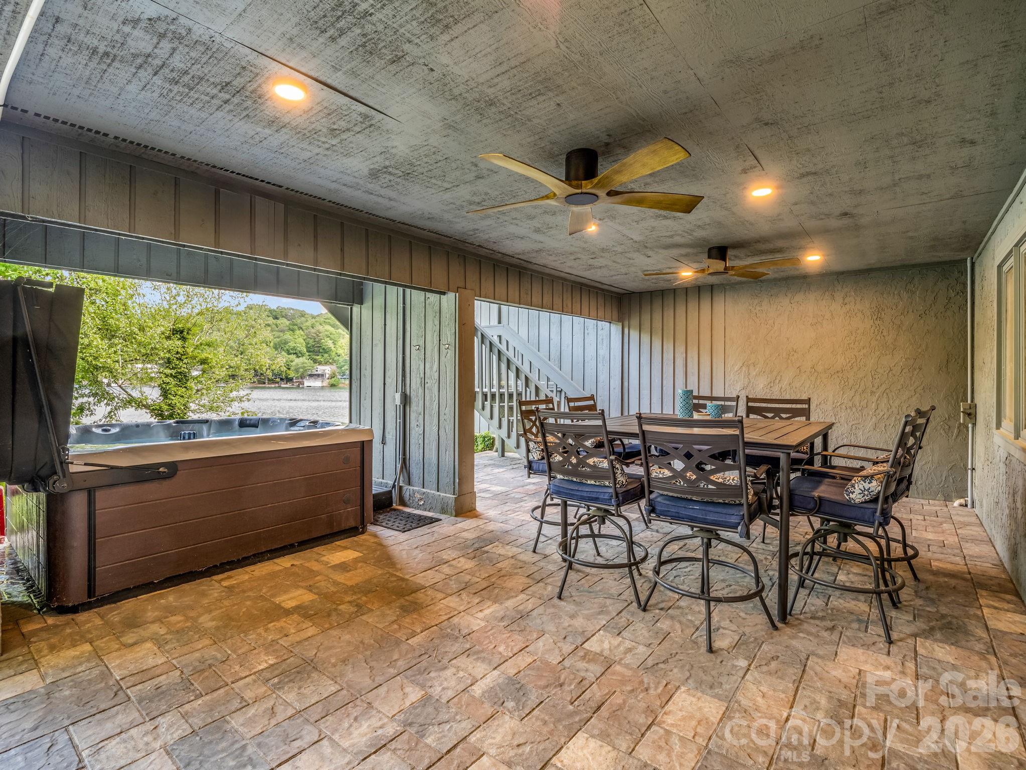 Rumbling Bald on Lake Lure - Residential