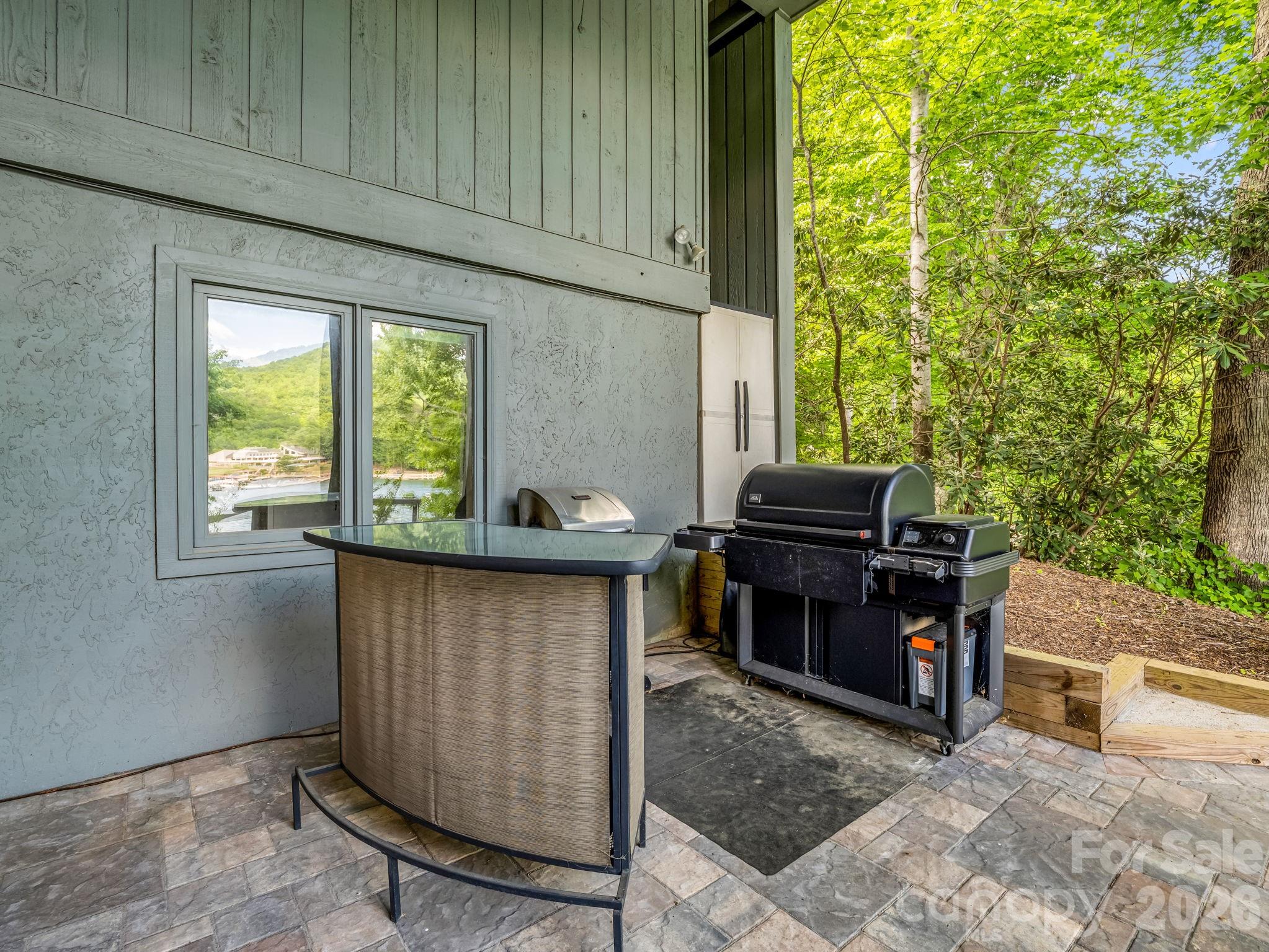 Rumbling Bald on Lake Lure - Residential