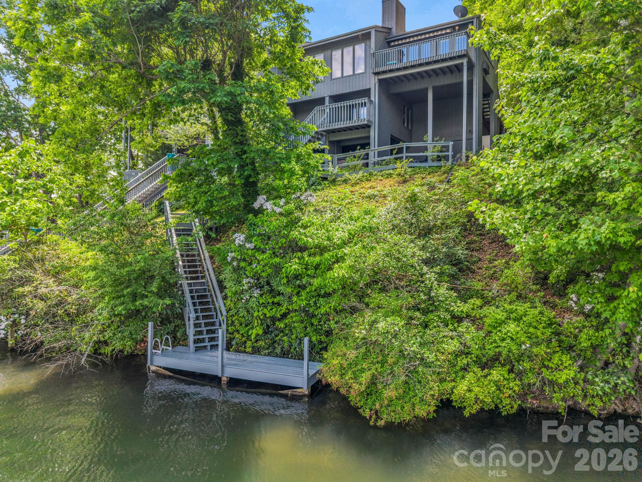 Rumbling Bald on Lake Lure - Residential