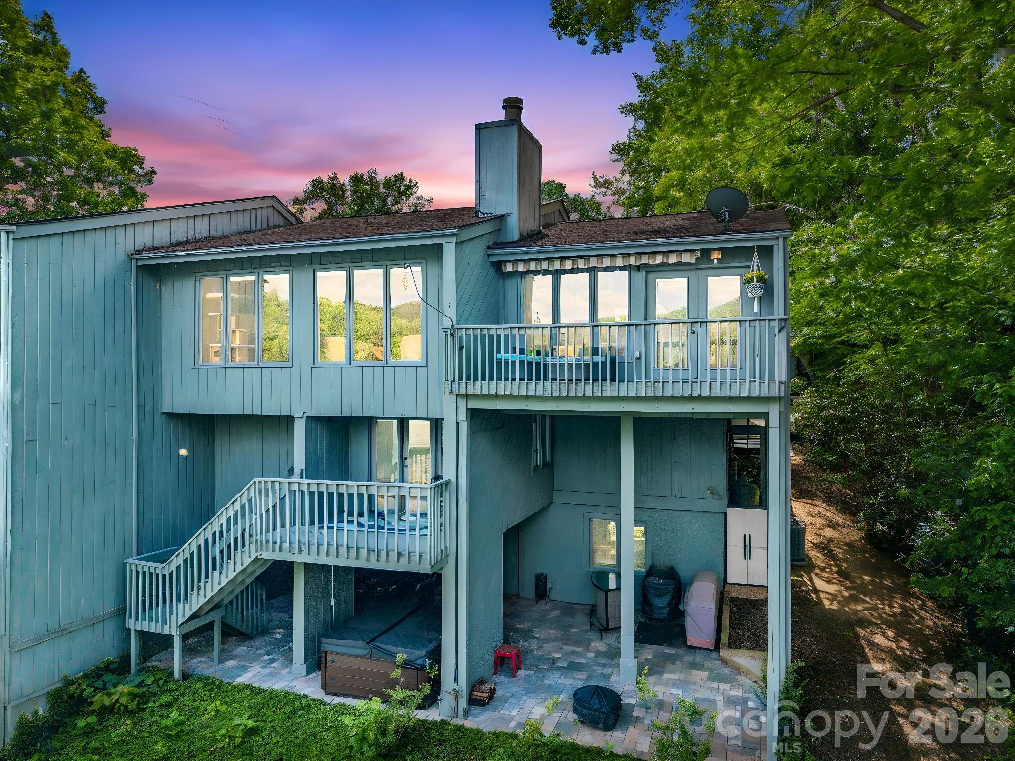 Rumbling Bald on Lake Lure - Residential