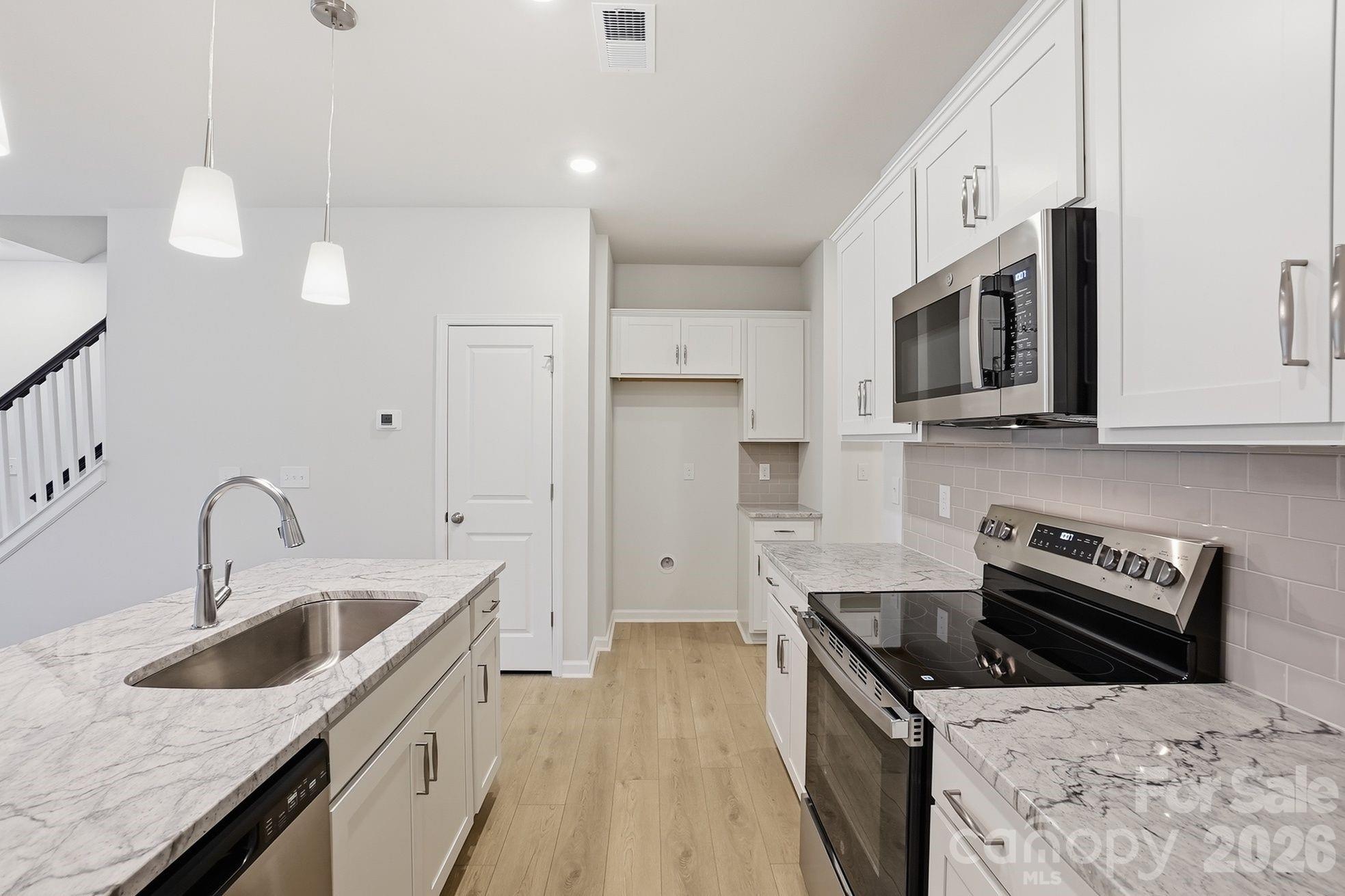 Sloan Station - Residential