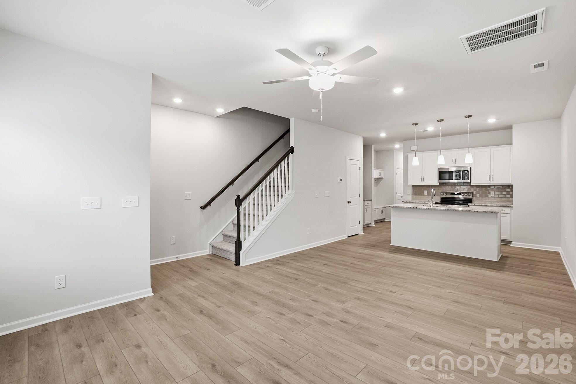 Sloan Station - Residential