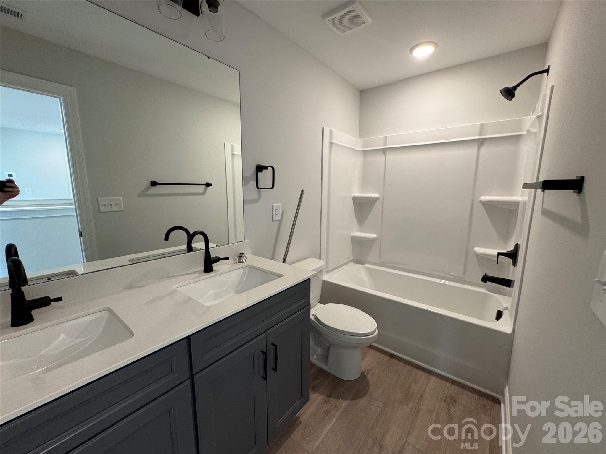 Laurelbrook - Residential
