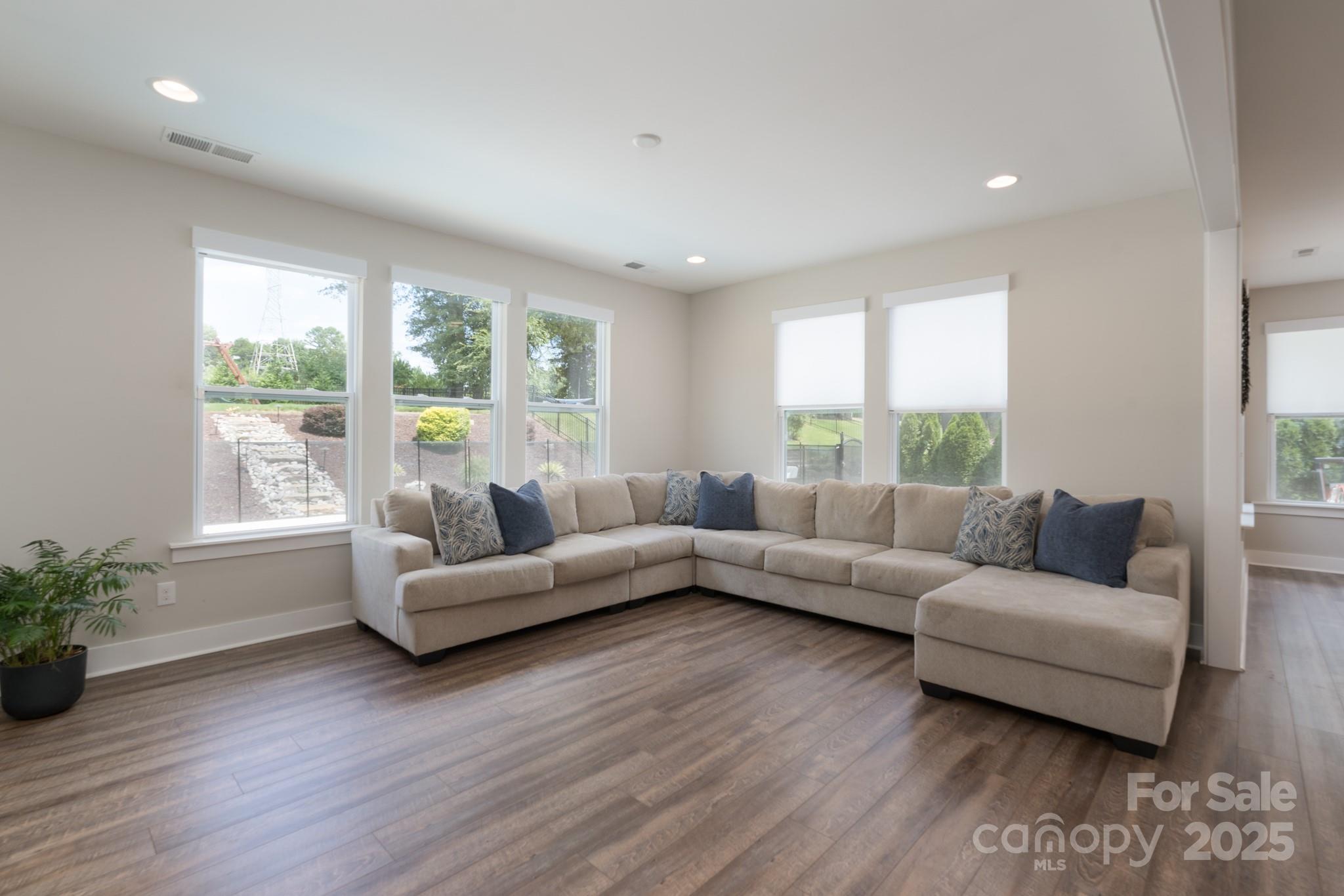 Masons Bend - Residential