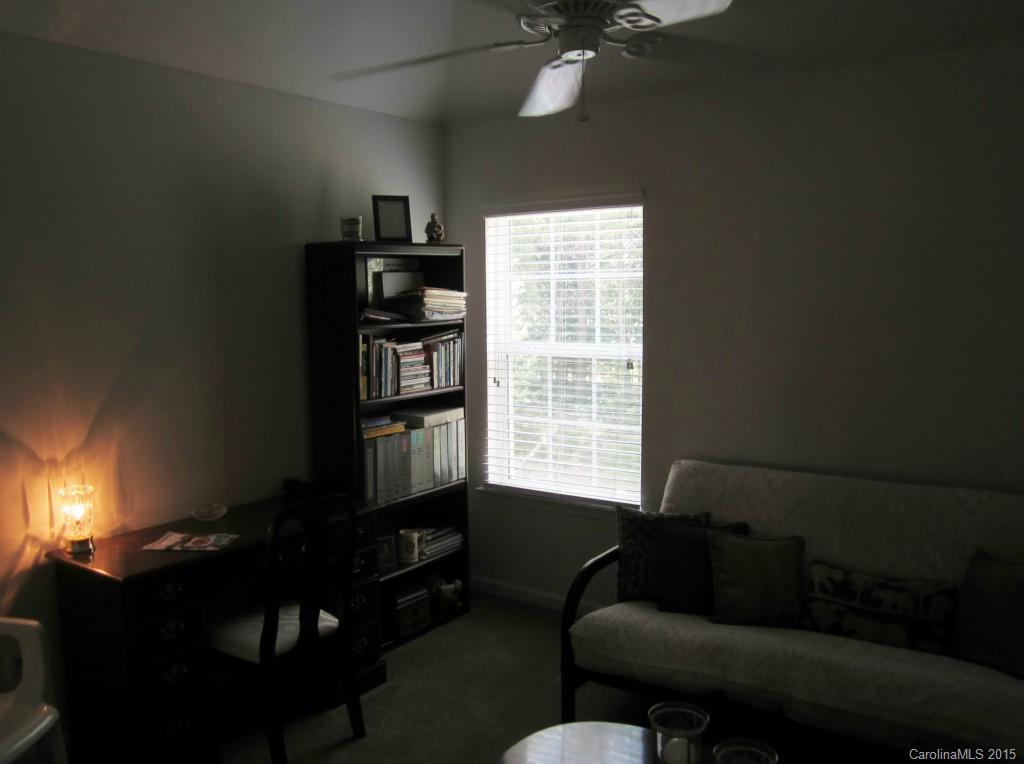 Sandy Pointe - Residential