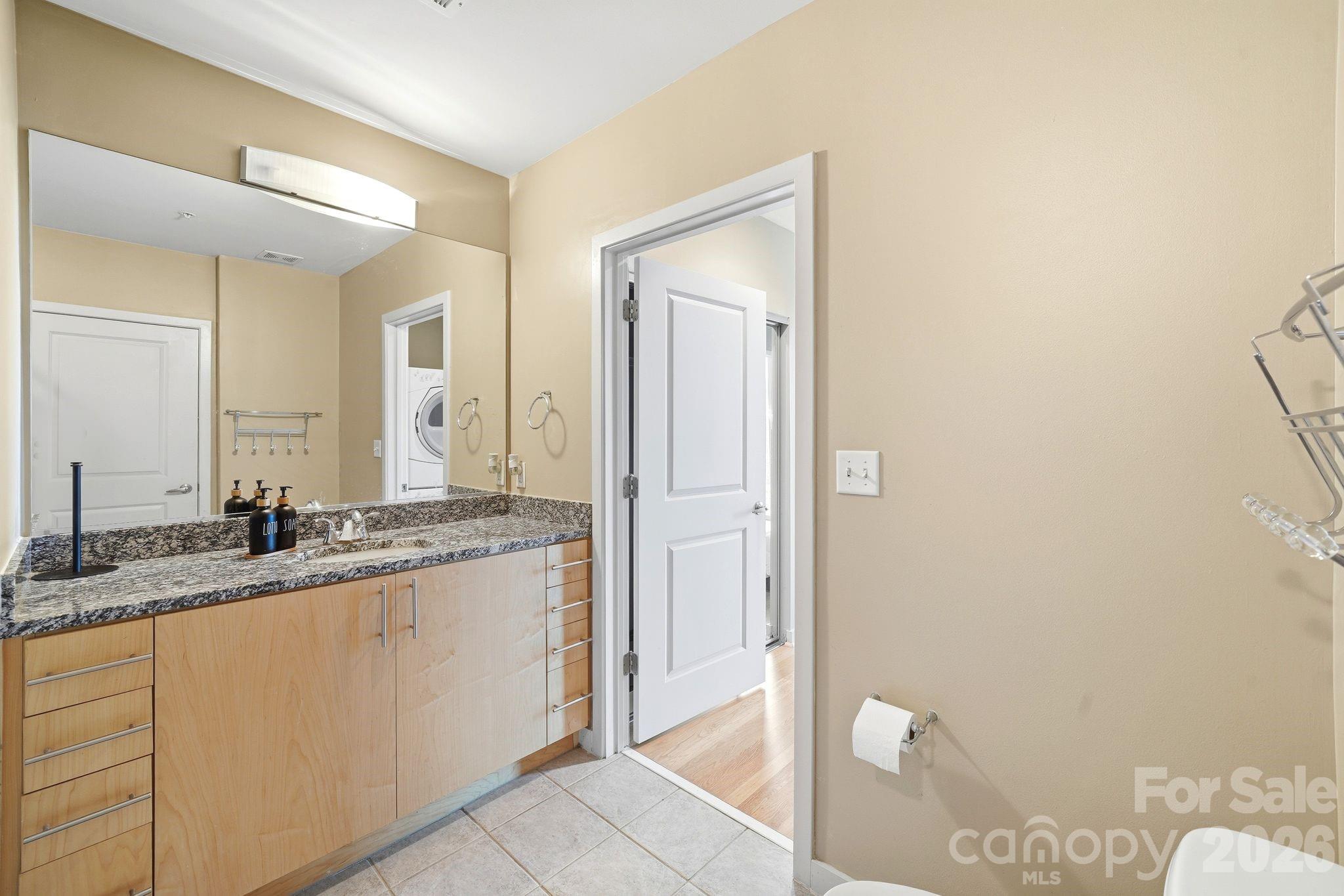 Avenue Condominiums - Residential