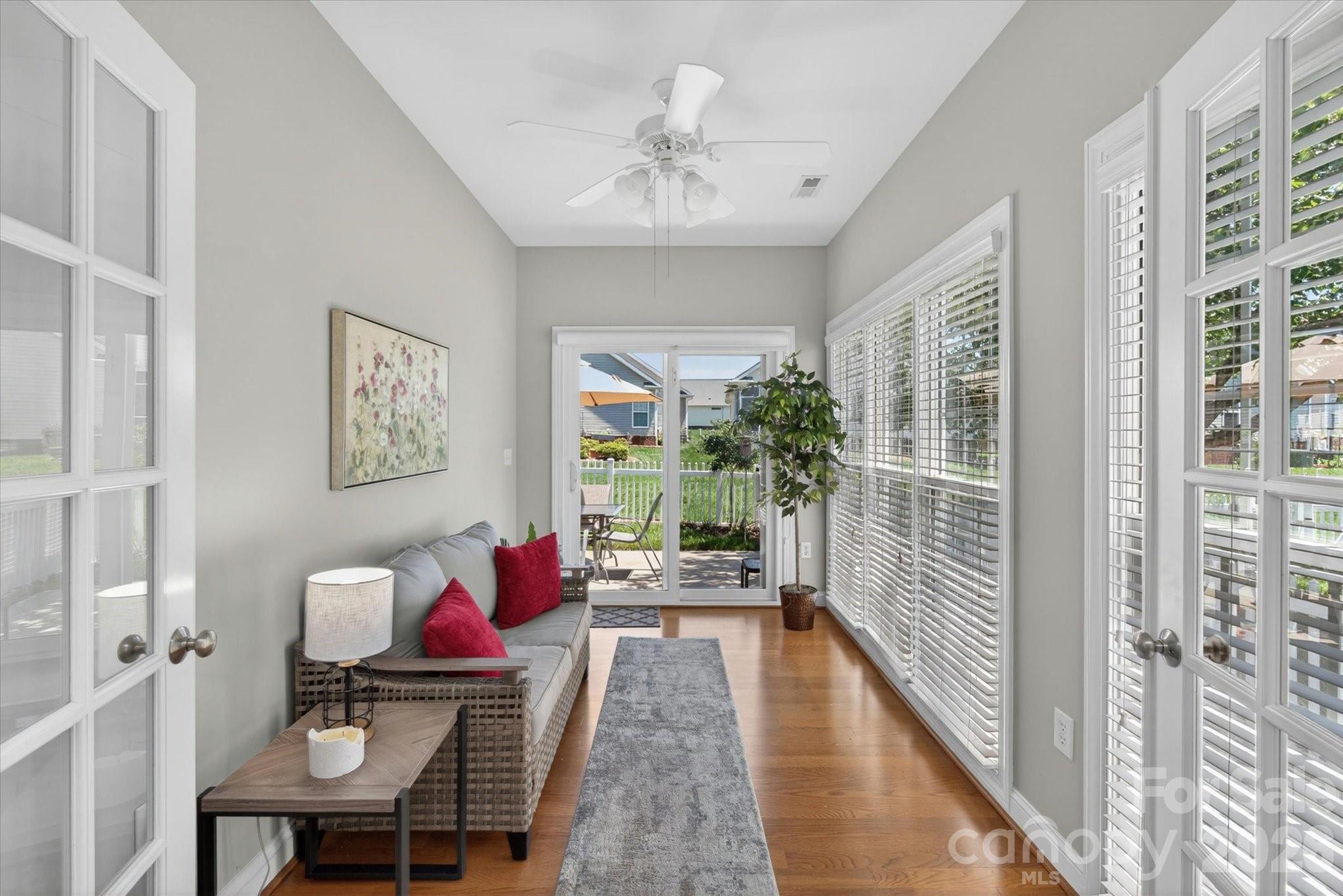Curry Place - Residential