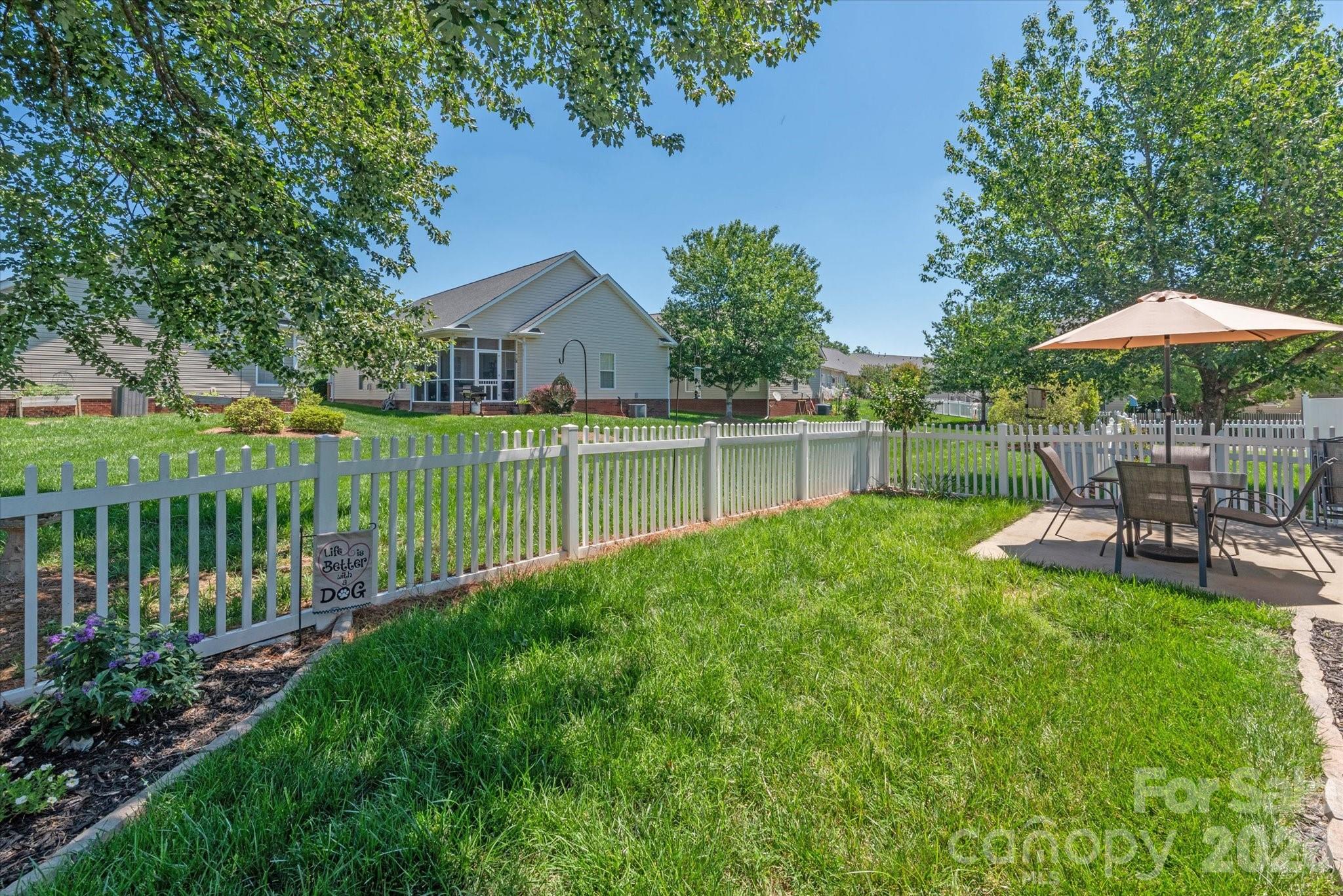 Curry Place - Residential