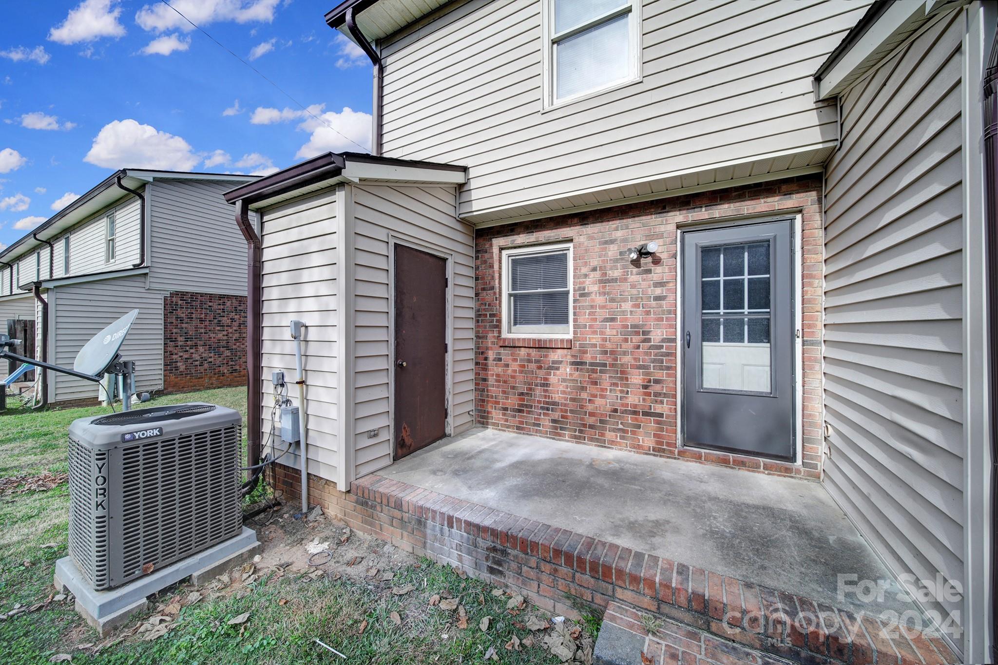 Willowbrook - Residential