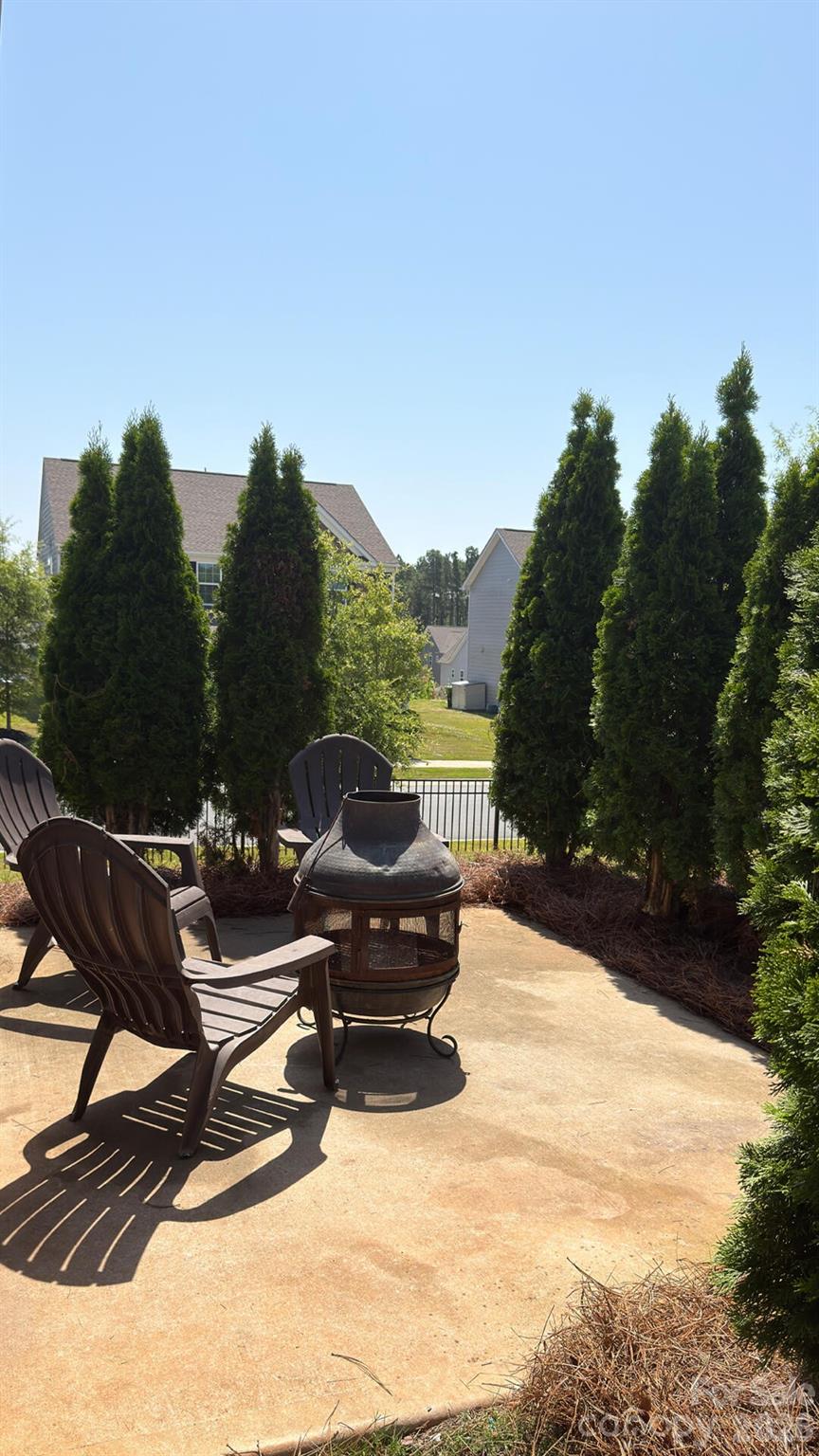 Falls Cove at Lake Norman - Residential
