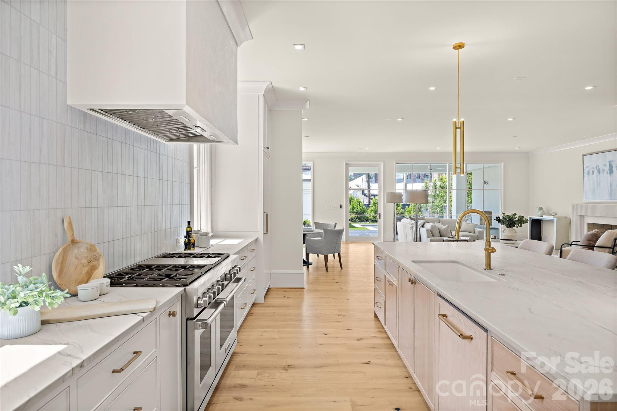 Elizabeth - Residential