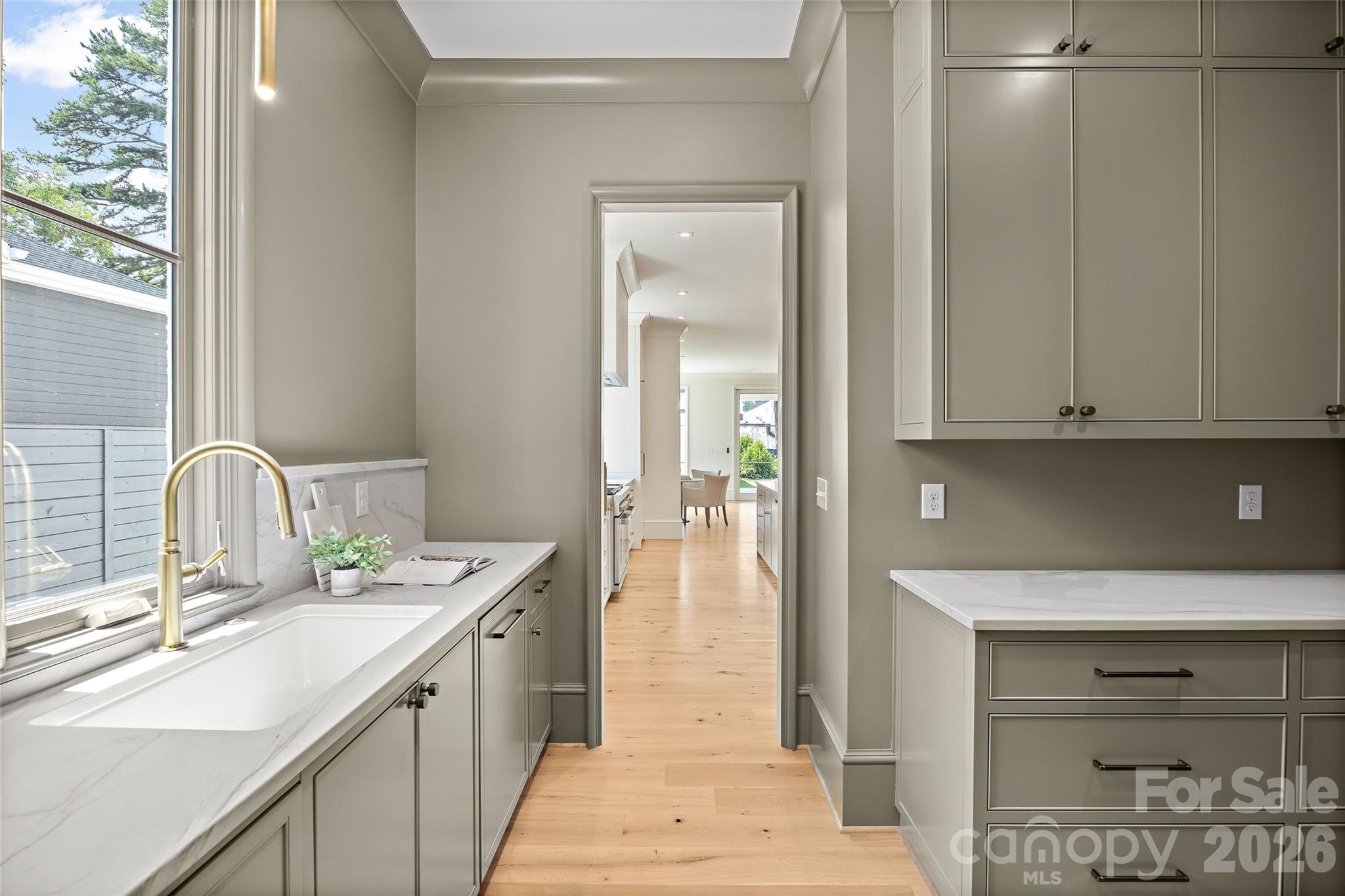 Elizabeth - Residential