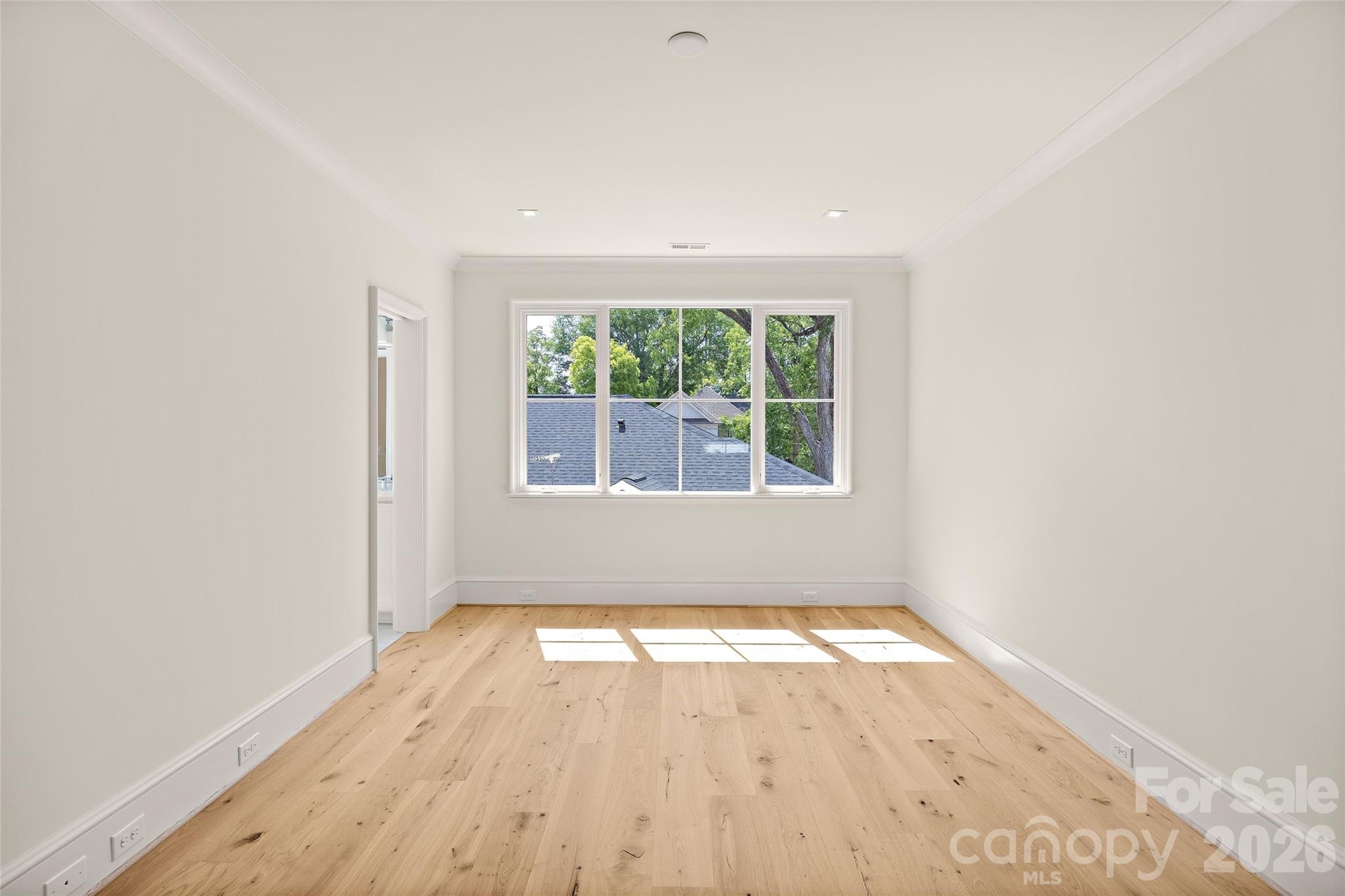 Elizabeth - Residential