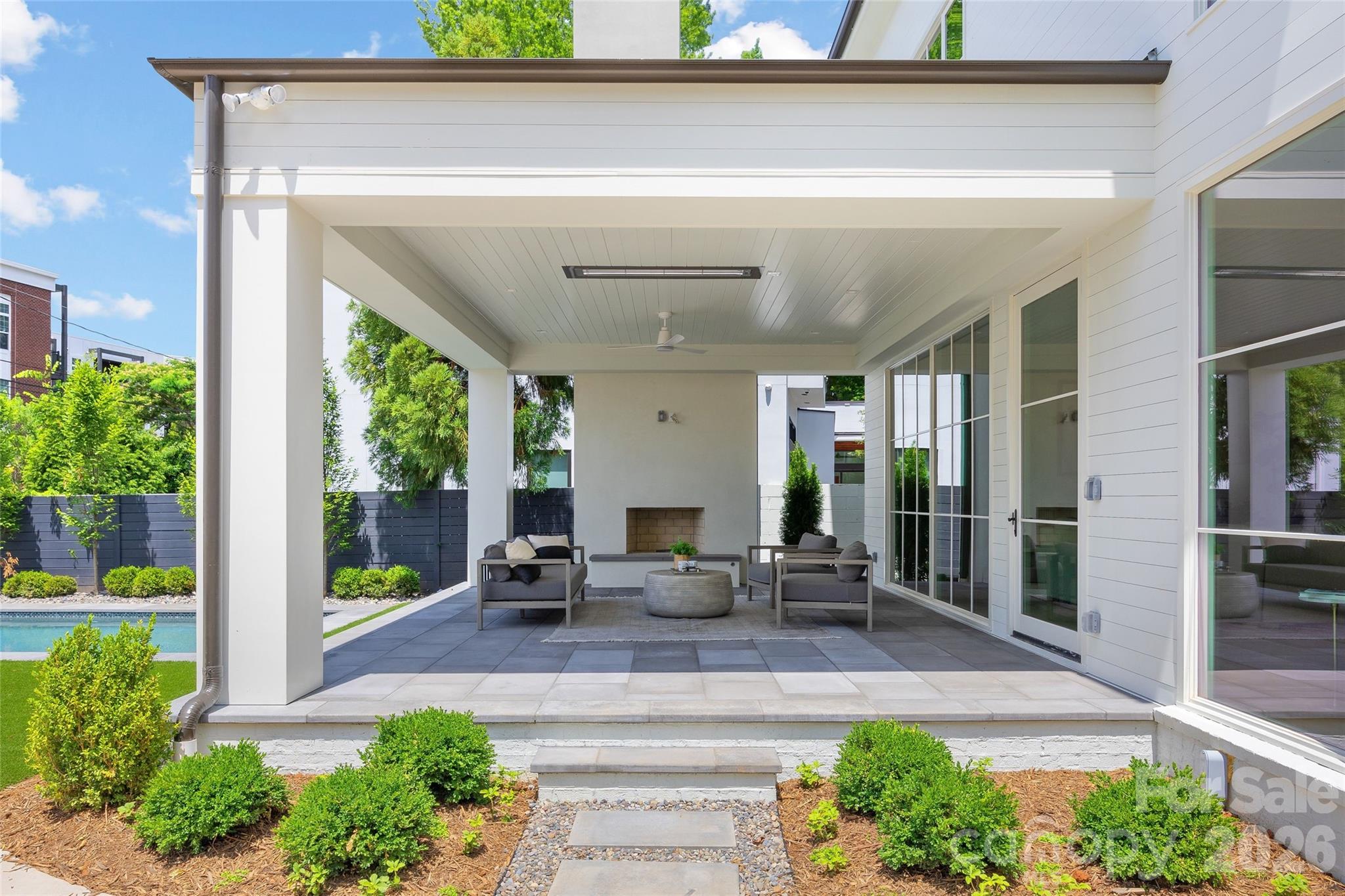 Elizabeth - Residential