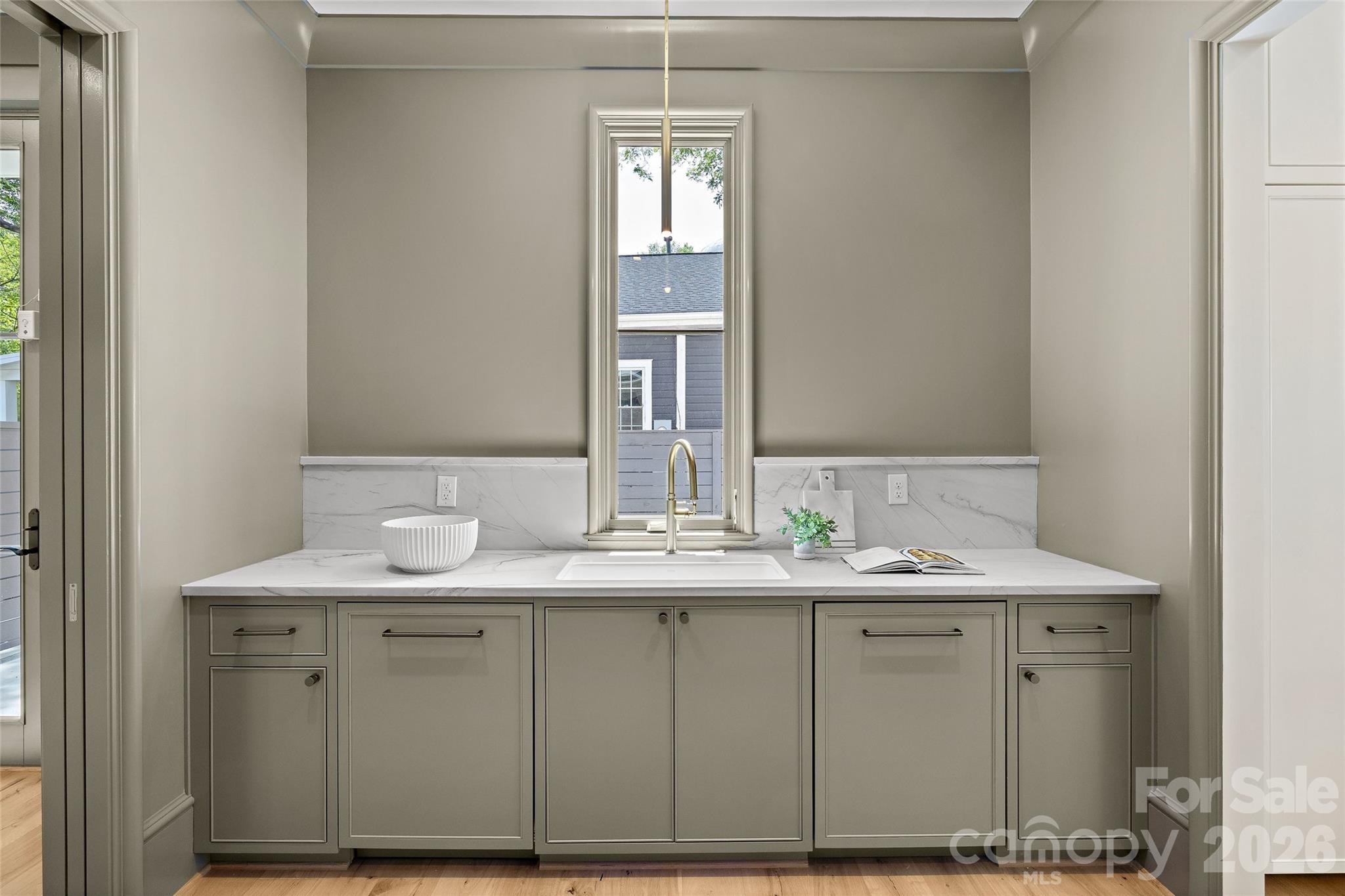 Elizabeth - Residential