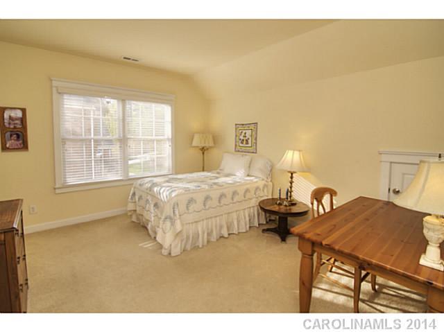 Lake Shore - Residential
