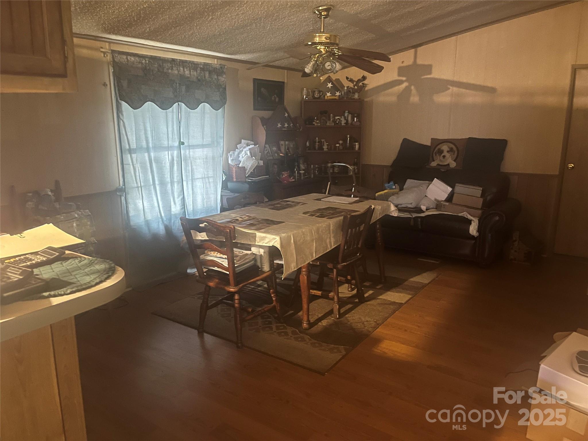 Lamplighter South - Residential