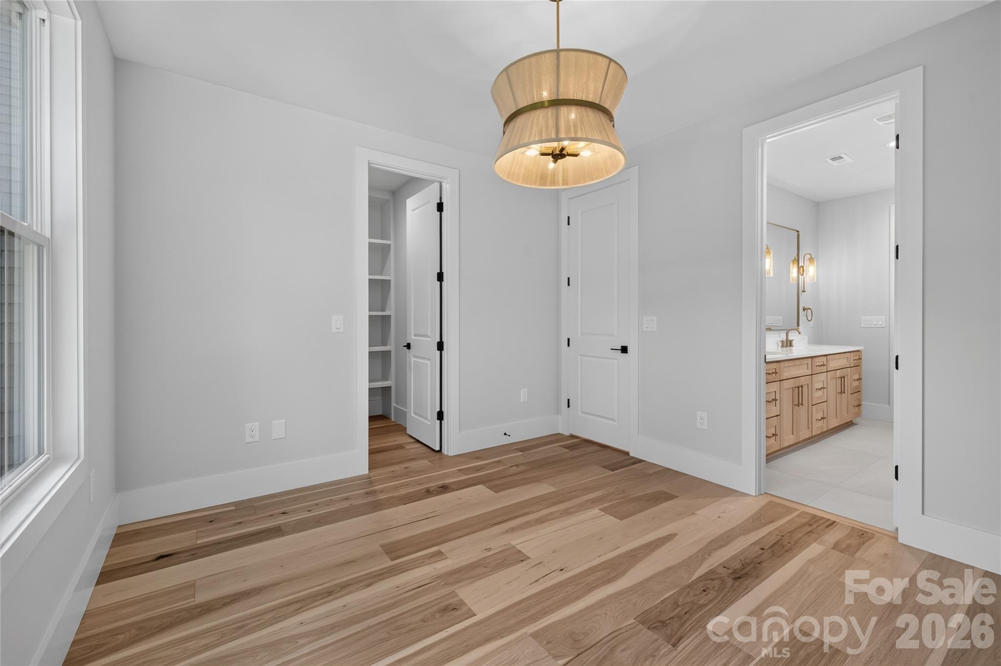 Commonwealth - Residential