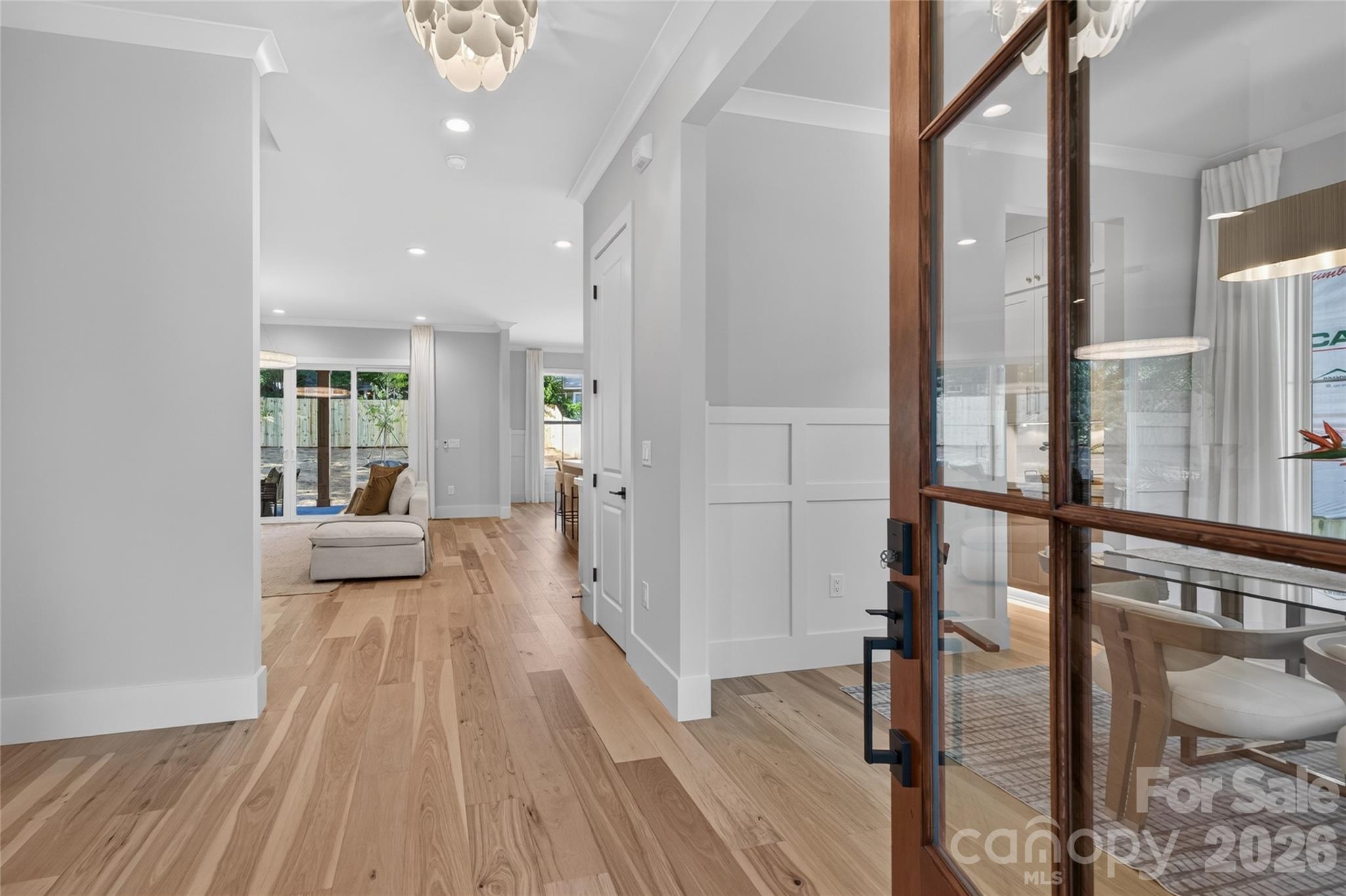Commonwealth - Residential