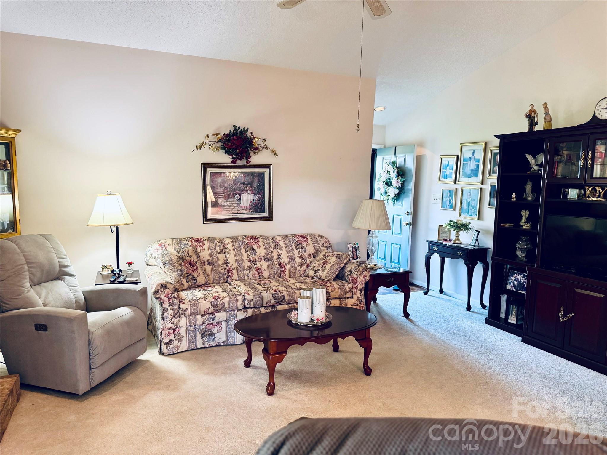 Harris Lake - Residential