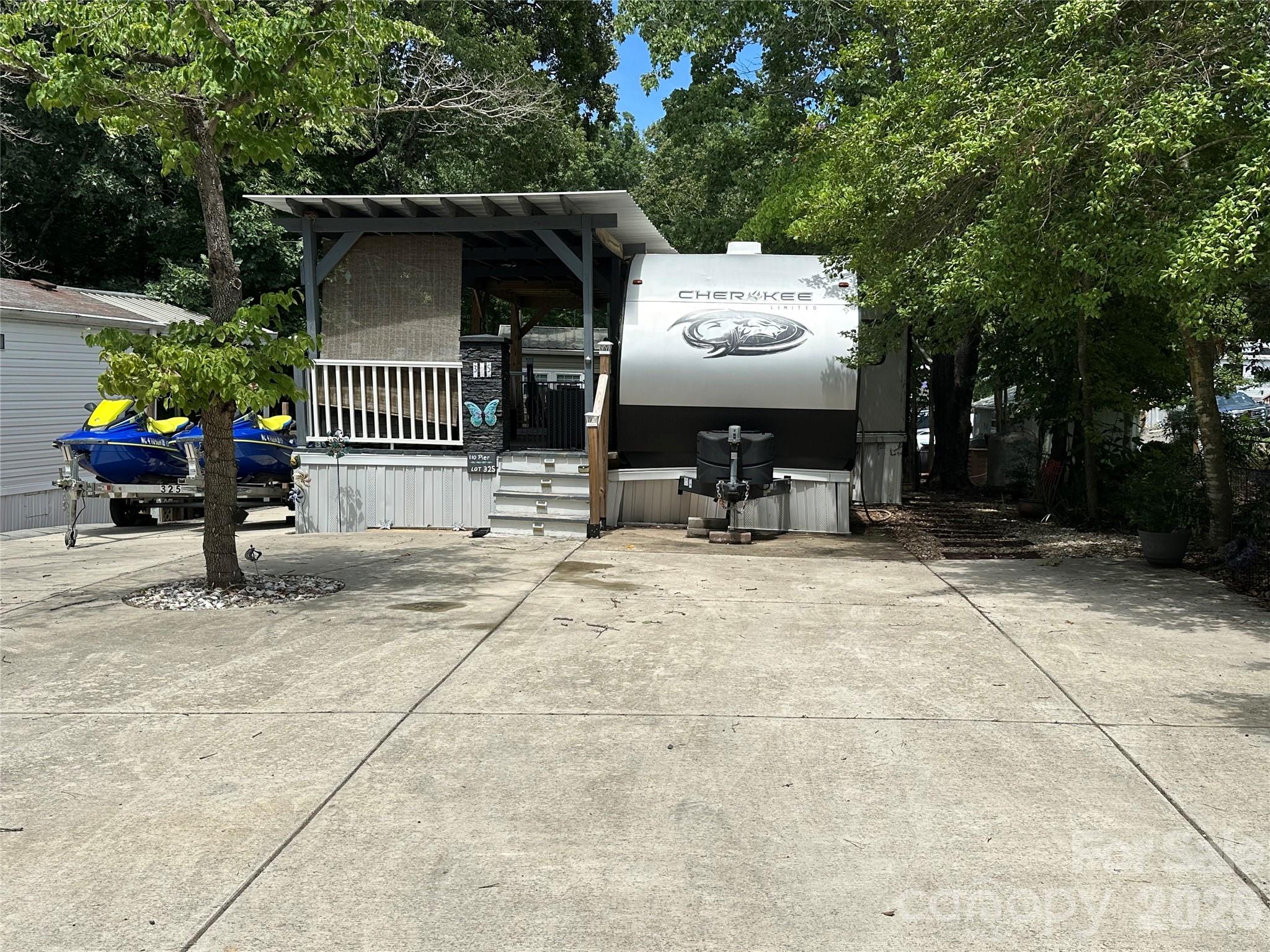 Badin Shores Resort - Residential