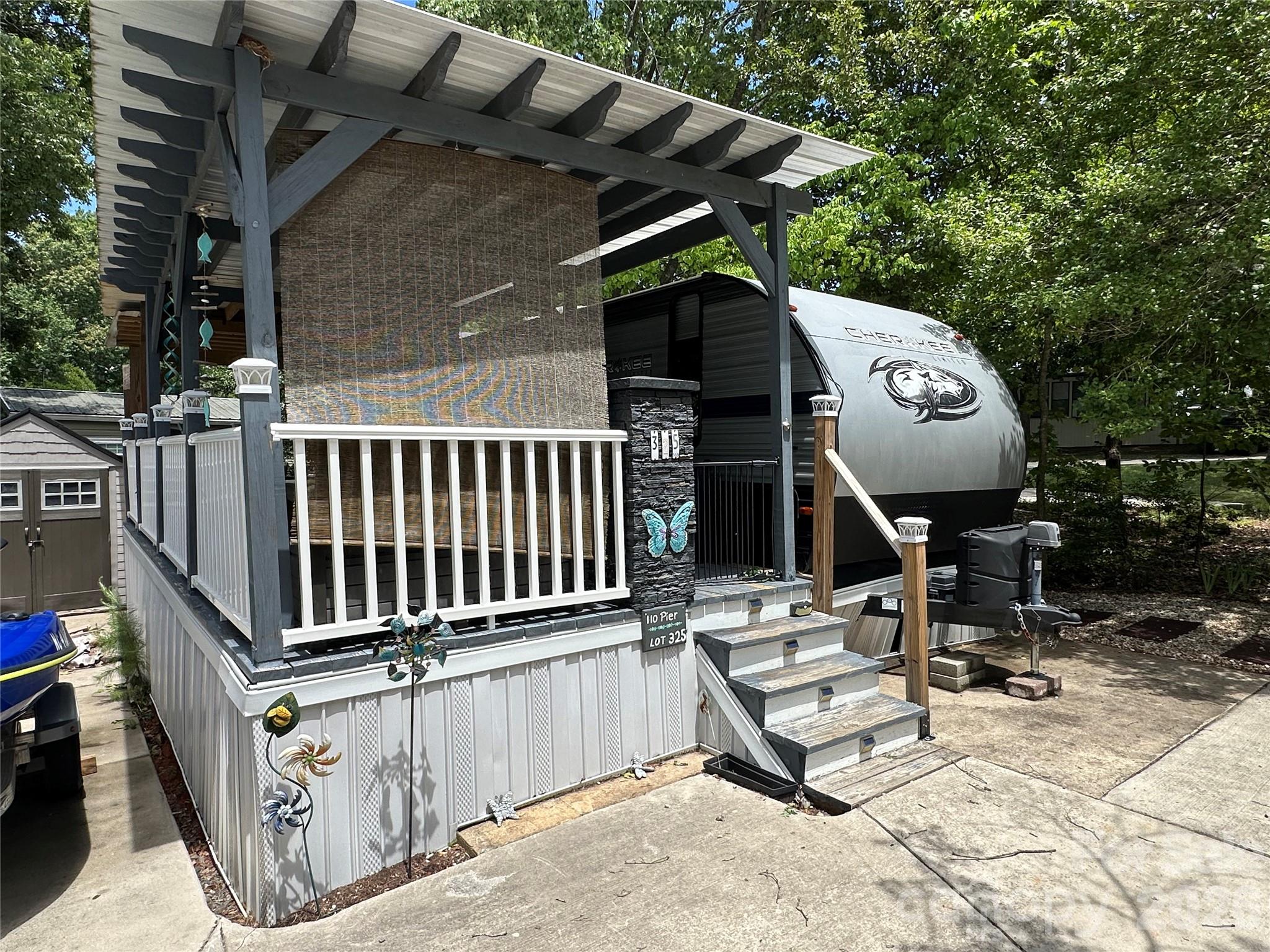 Badin Shores Resort - Residential