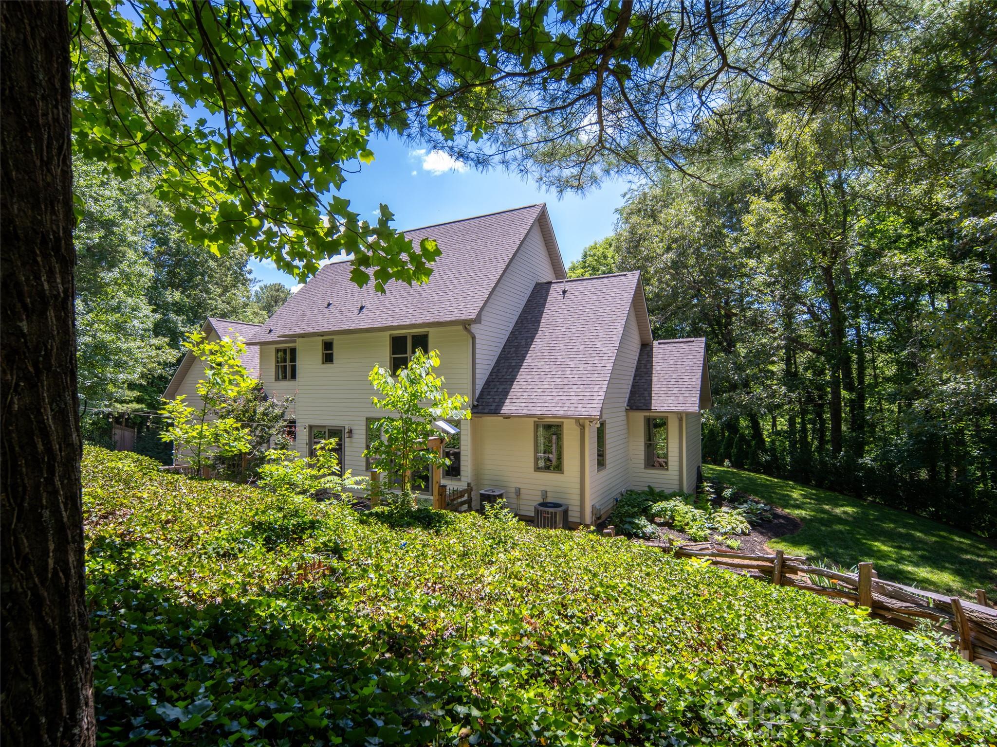 Woodburn Place - Residential
