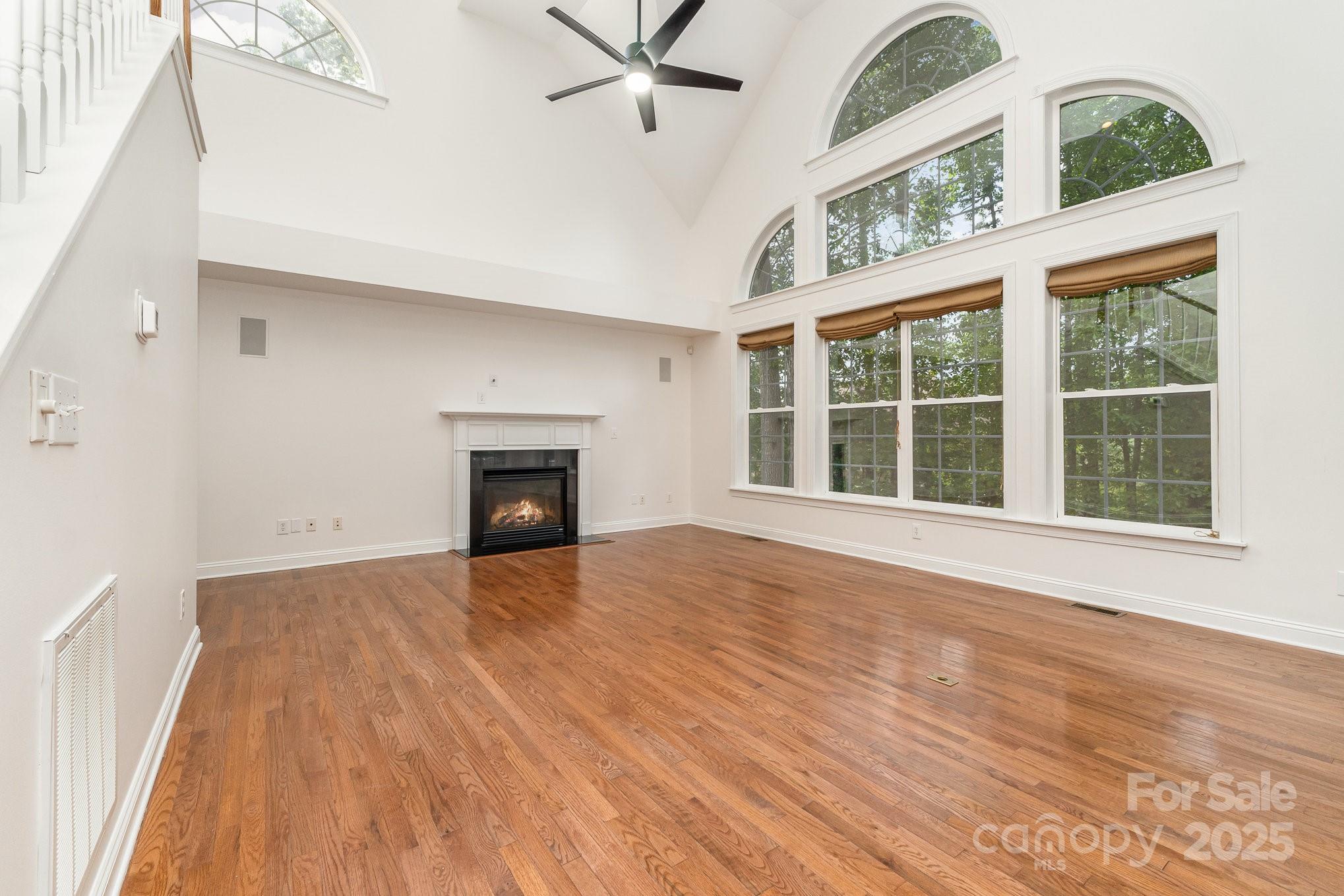 Lake Shore - Residential