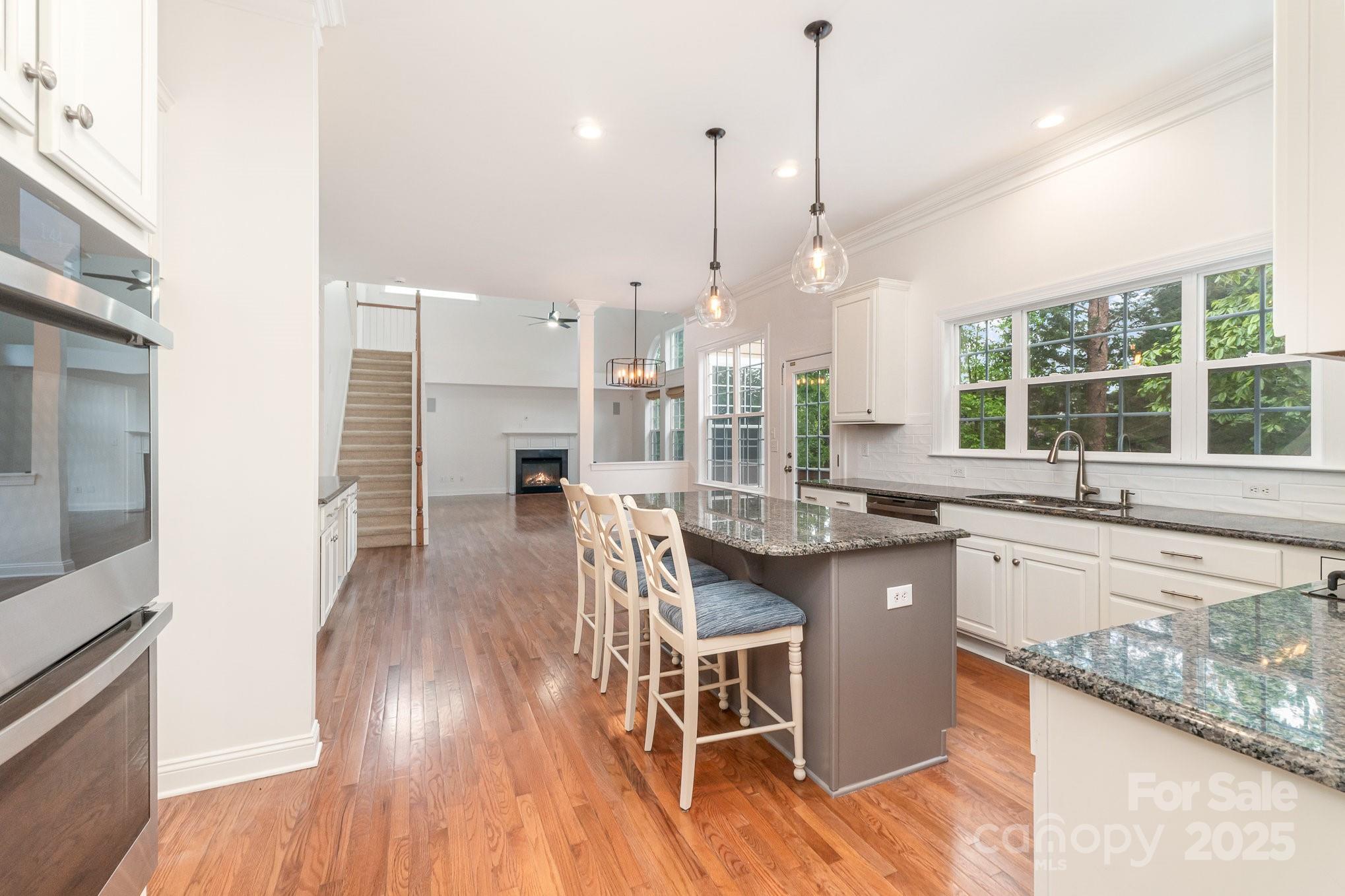 Lake Shore - Residential