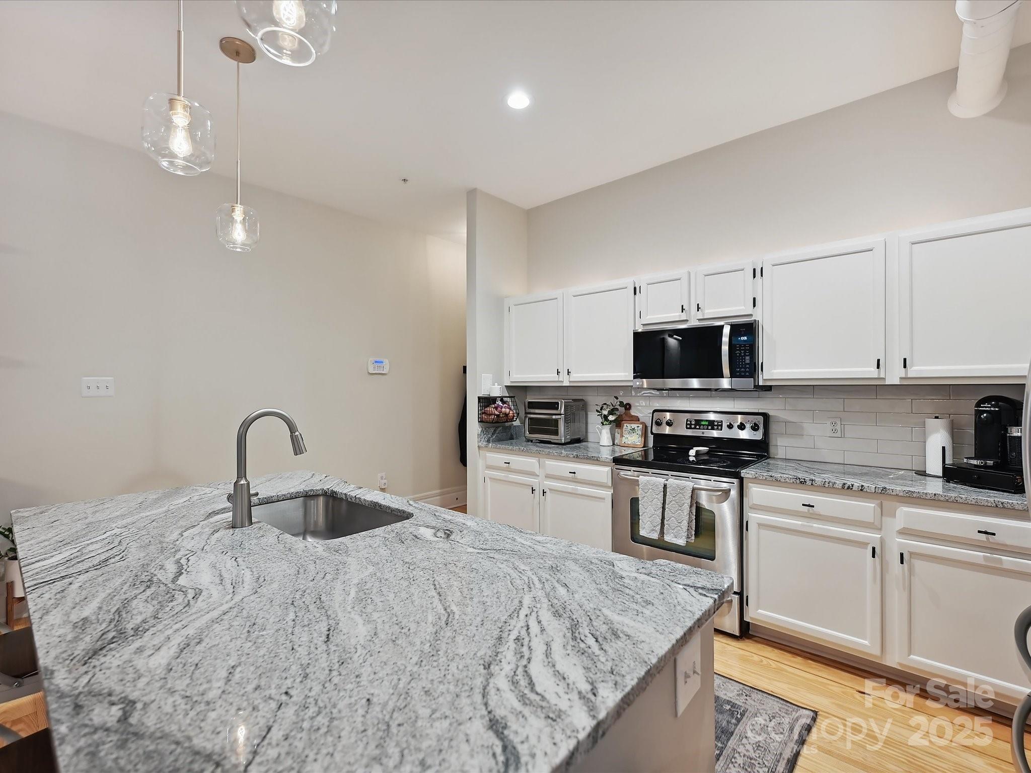 Elizabeth Lofts - Residential