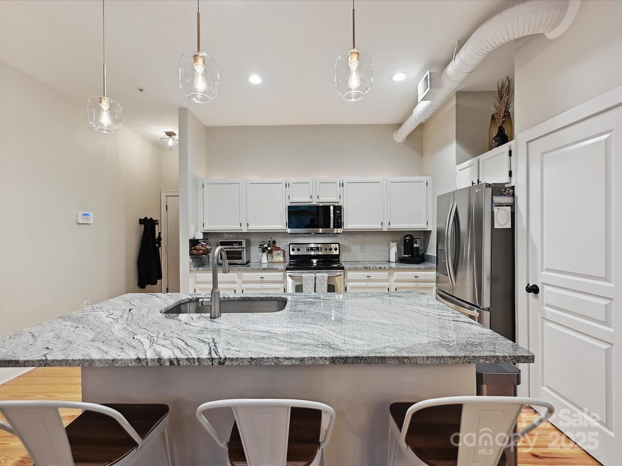 Elizabeth Lofts - Residential