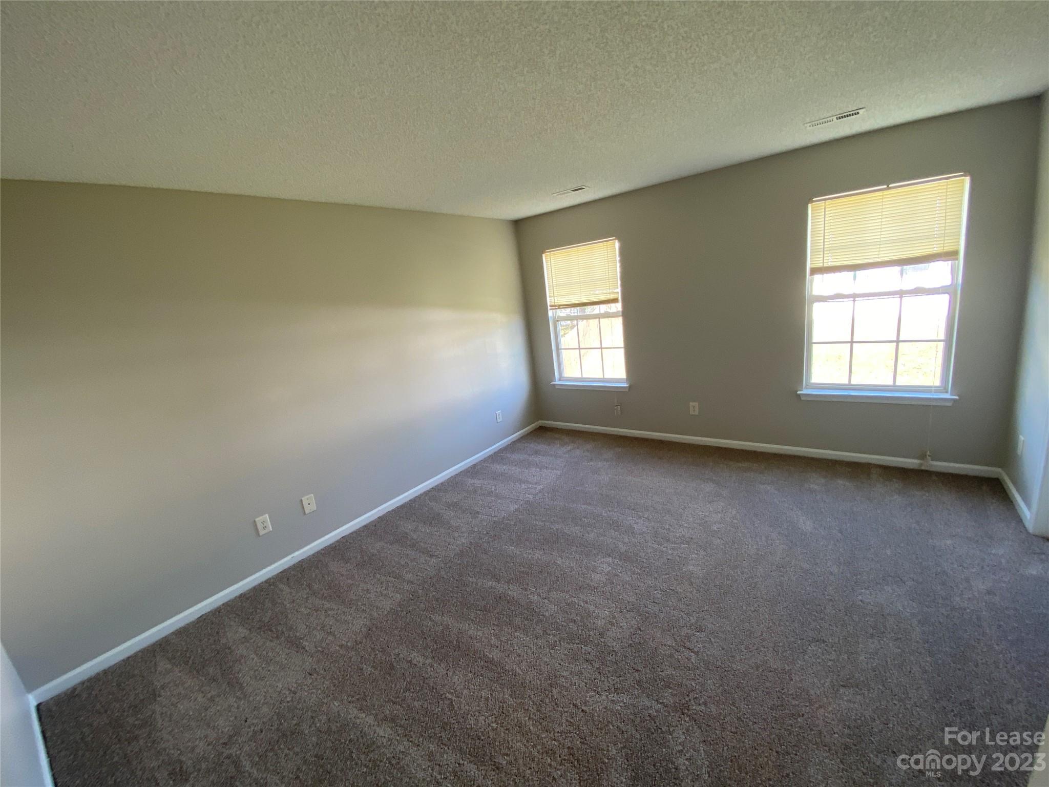 Stewarts Crossing - Residential Lease