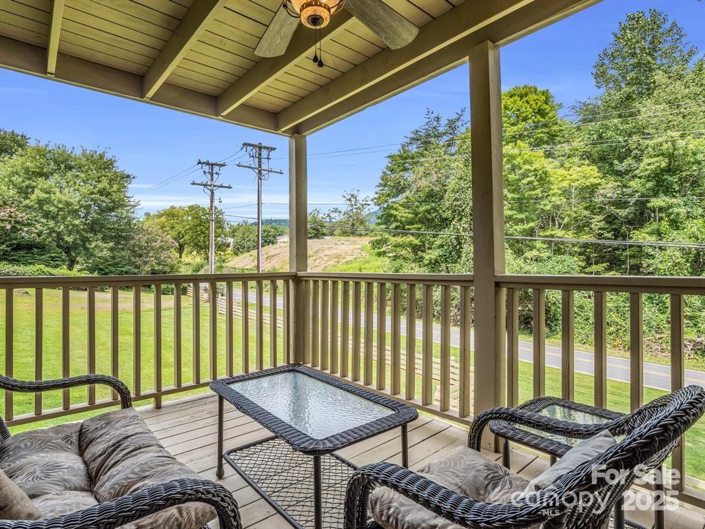 APPLE VALLEY VILLAS - Residential