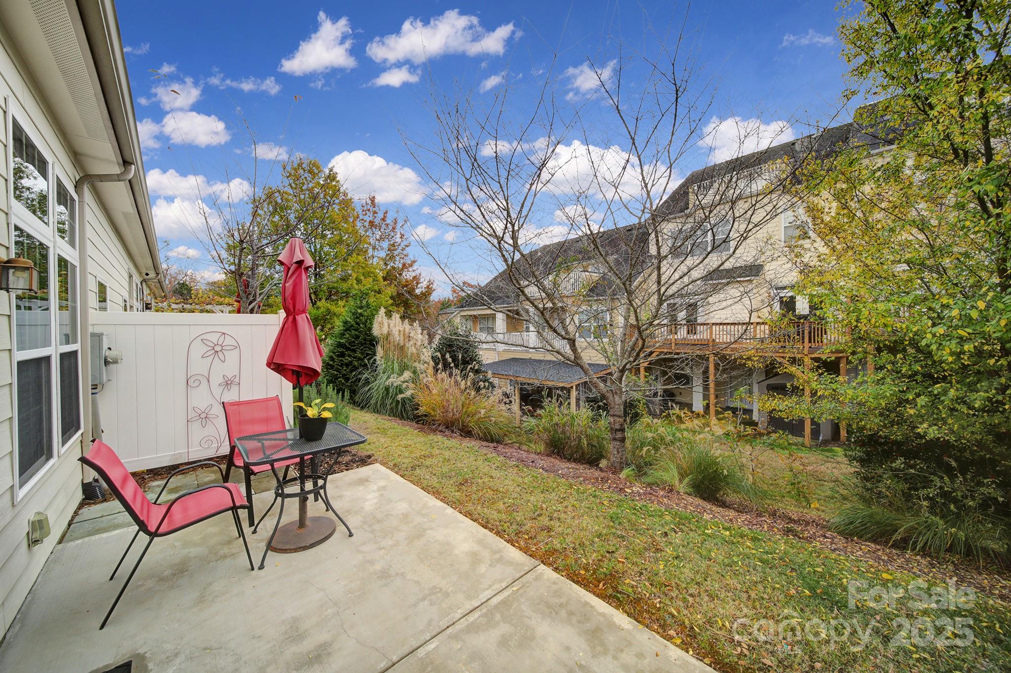 Lake Shore - Residential