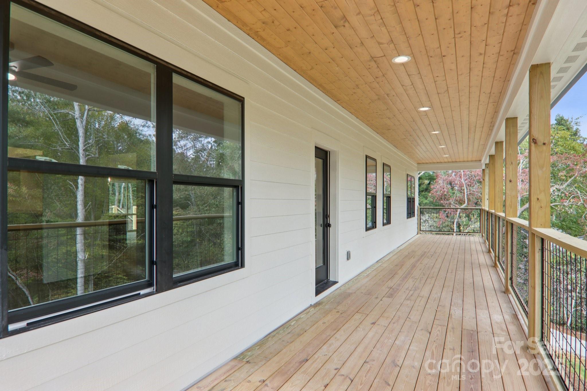 Mills Pointe - Residential