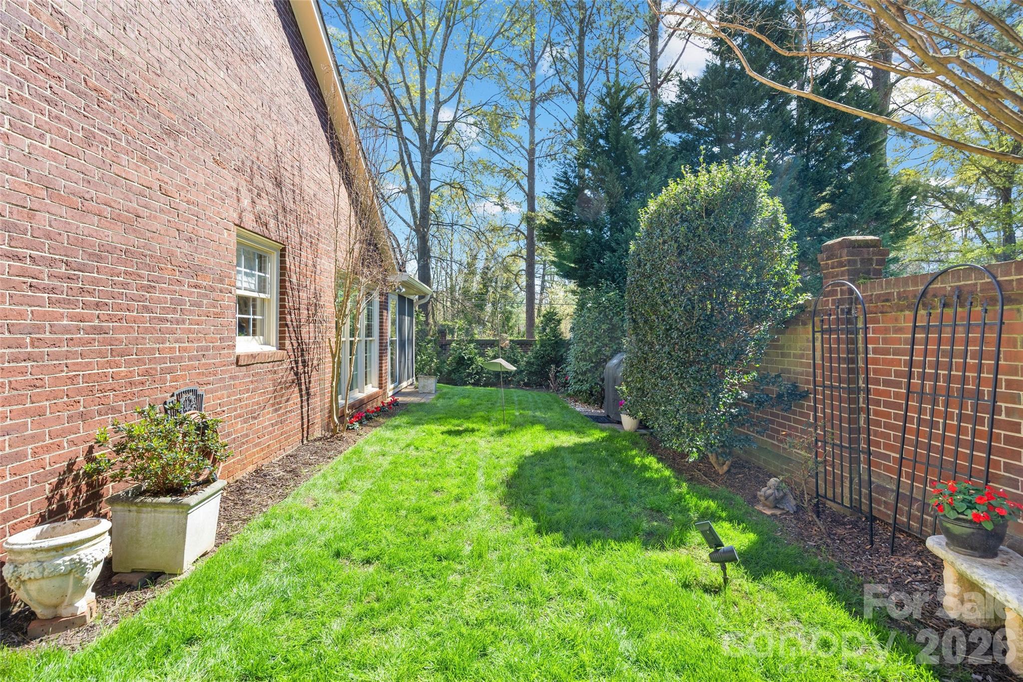 Pullengreen - Residential
