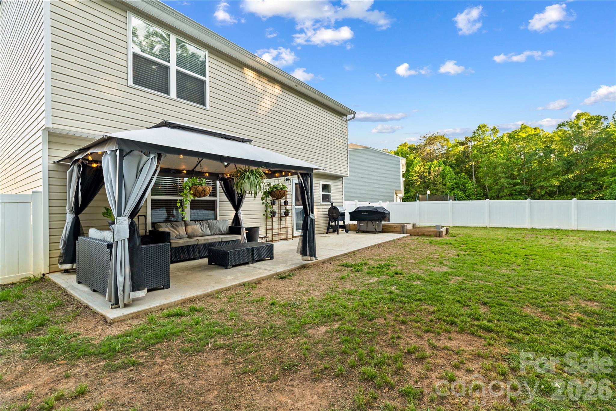 Lincoln Meadows - Residential