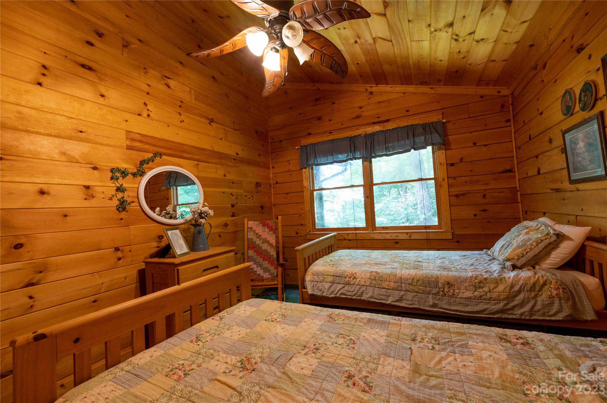 Mount Mitchell Lands - Residential