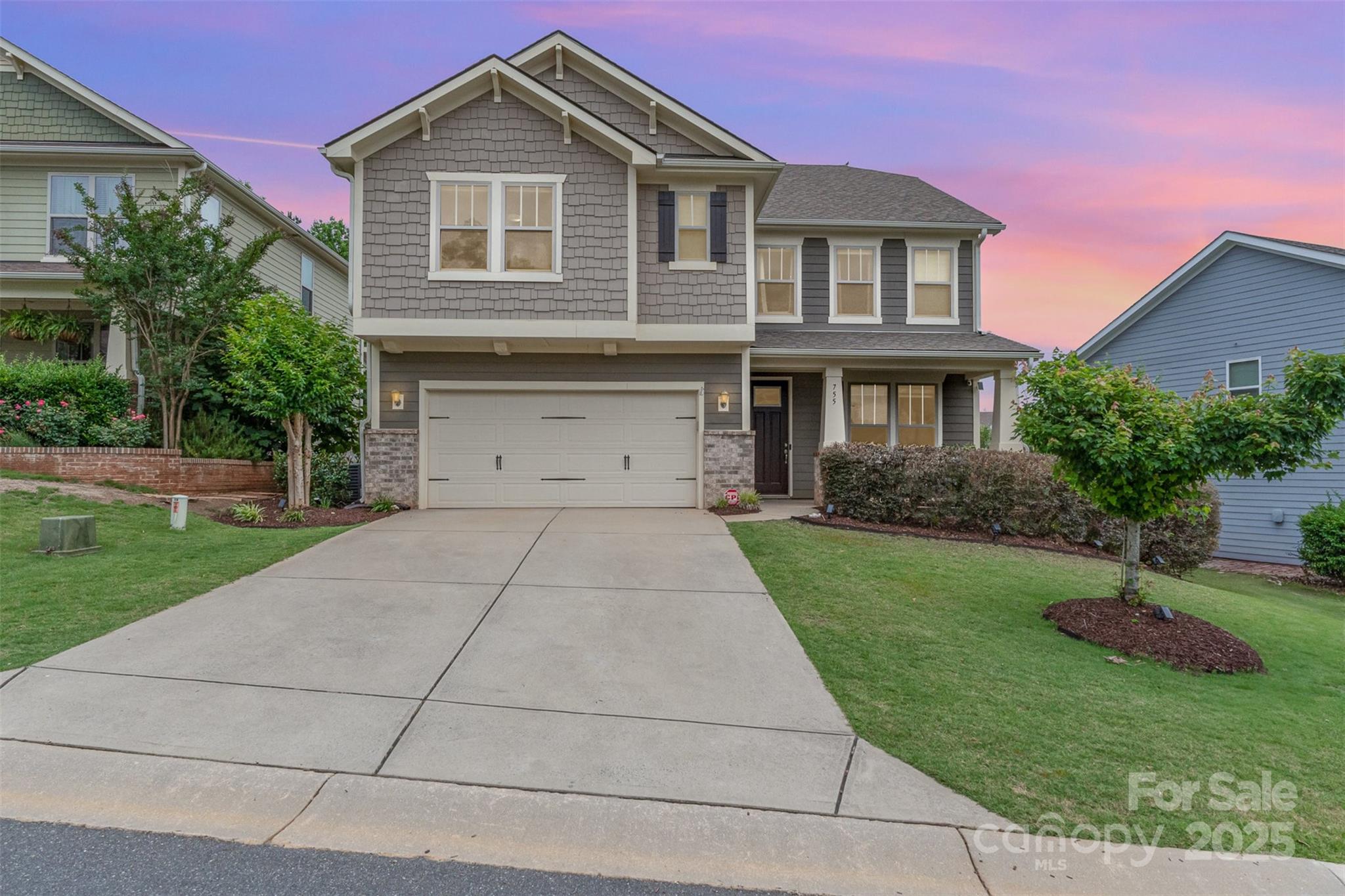 Welcome to Riverchase! This stunning 5-bedroom, 4-bathroom residence, freshly painted, sits on a cul-de-sac street. This thoughtfully designed, open floor plan includes a fireplace perfect for cozy evenings at home. The heart of the home is the kitchen featuring a large island, gas cooktop, and smart fridge perfect for entertaining and everyday living. The spacious primary suite is equipped with a large walk-in closet and double sink bathroom. Host gatherings on the oversized screened porch, overlooking a beautiful yard with a fire pit. The home boasts a tankless water heater for endless hot water and spray foam insulation for energy efficiency, keeping utility costs low. Located in a TOP-RATED SCHOOL DISTRICT, residents have access to a community pool, 18 hole disc golf course, scenic walking trails, and serenic Catawba River. Just minutes from new shopping centers in development that feature stores like Target, Costco, Harris Teeter, and Swig! This home offers unbeatable lifestyle!