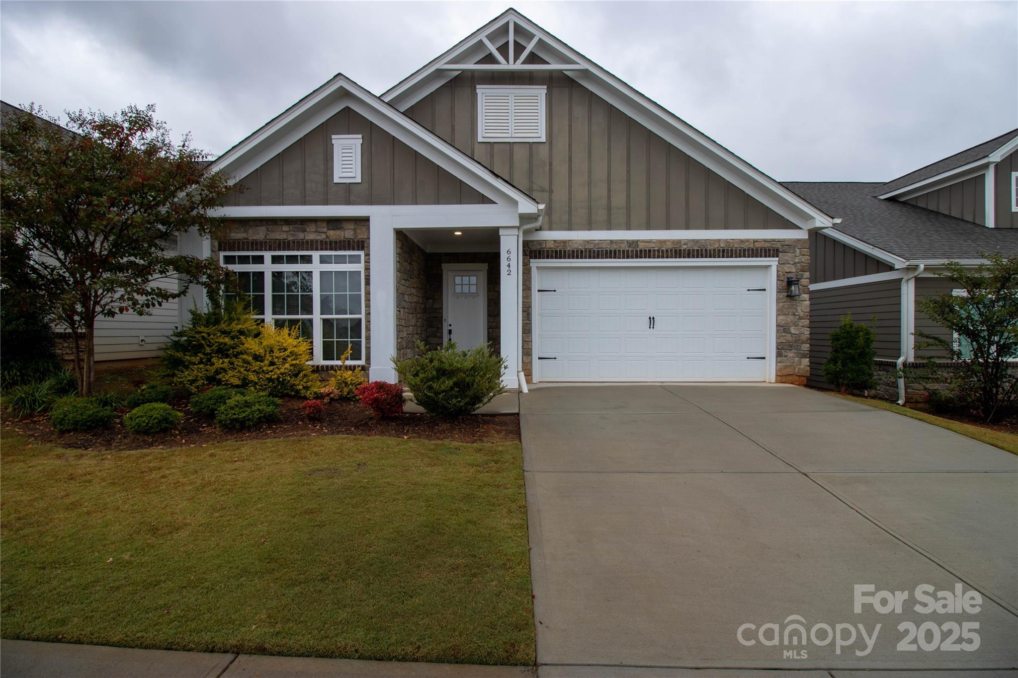 Magnolia Cove - Residential