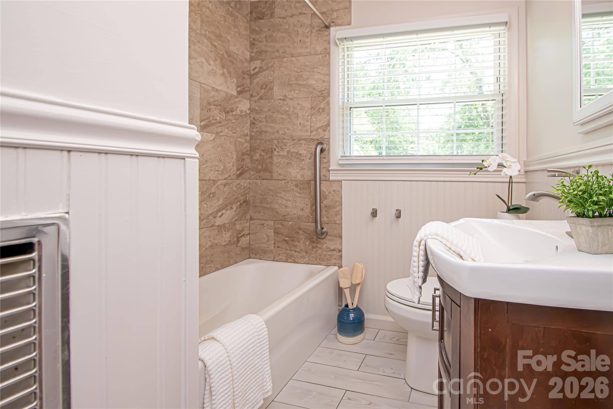 Oakhurst - Residential