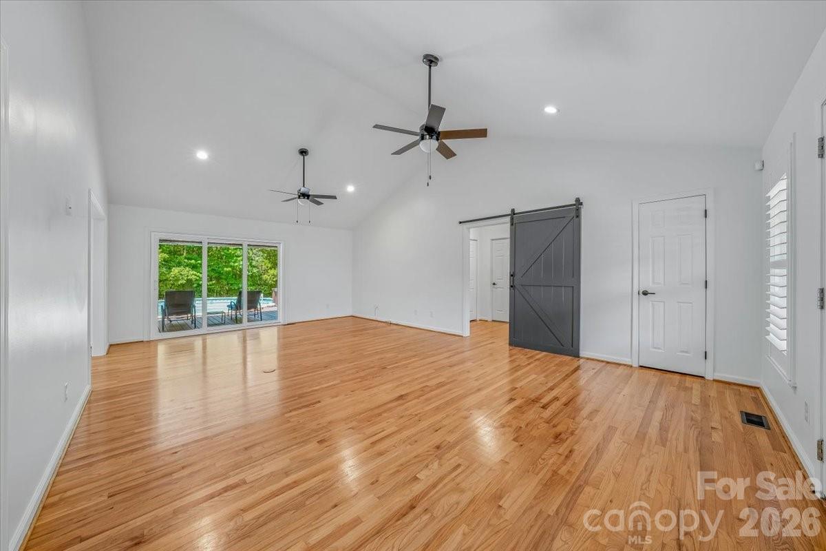Montclaire - Residential
