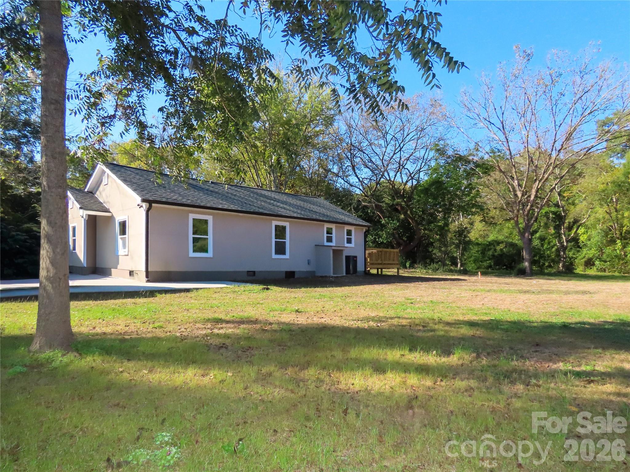 Fully Remodeled 3BR/3BA Home in Lancaster!
Beautifully updated from top to bottom, this stunning 3-bedroom, 3-bath home at 433 Clinton Avenue offers modern comfort and style with thoughtful details throughout. Step inside to find an open and inviting layout featuring new flooring, fresh paint, and upgraded fixtures. The kitchen shines with new cabinetry and countertops;perfect for family gatherings and entertaining.

All three bathrooms have been tastefully remodeled, and the  bedrooms provide plenty of comfort and natural light. Enjoy peace of mind with improvements inside and out, including updated Stucco siding, roof, and finishes. Conveniently located close to downtown Lancaster, schools, and shopping, this move-in-ready home is a true gem—offering the feel of new construction with classic neighborhood charm!

Additional adjoining lot available and can be purchased with this listing property-parcel # 0068I-0G-021.00