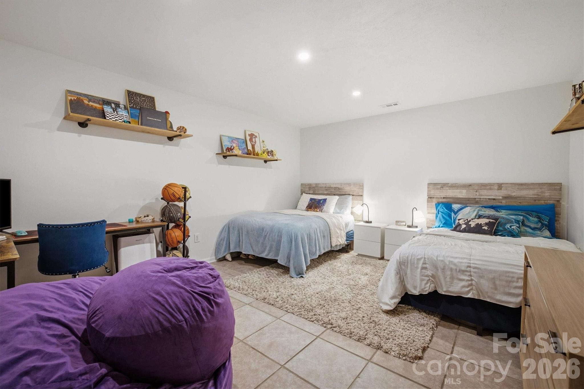 Stones Throw - Residential