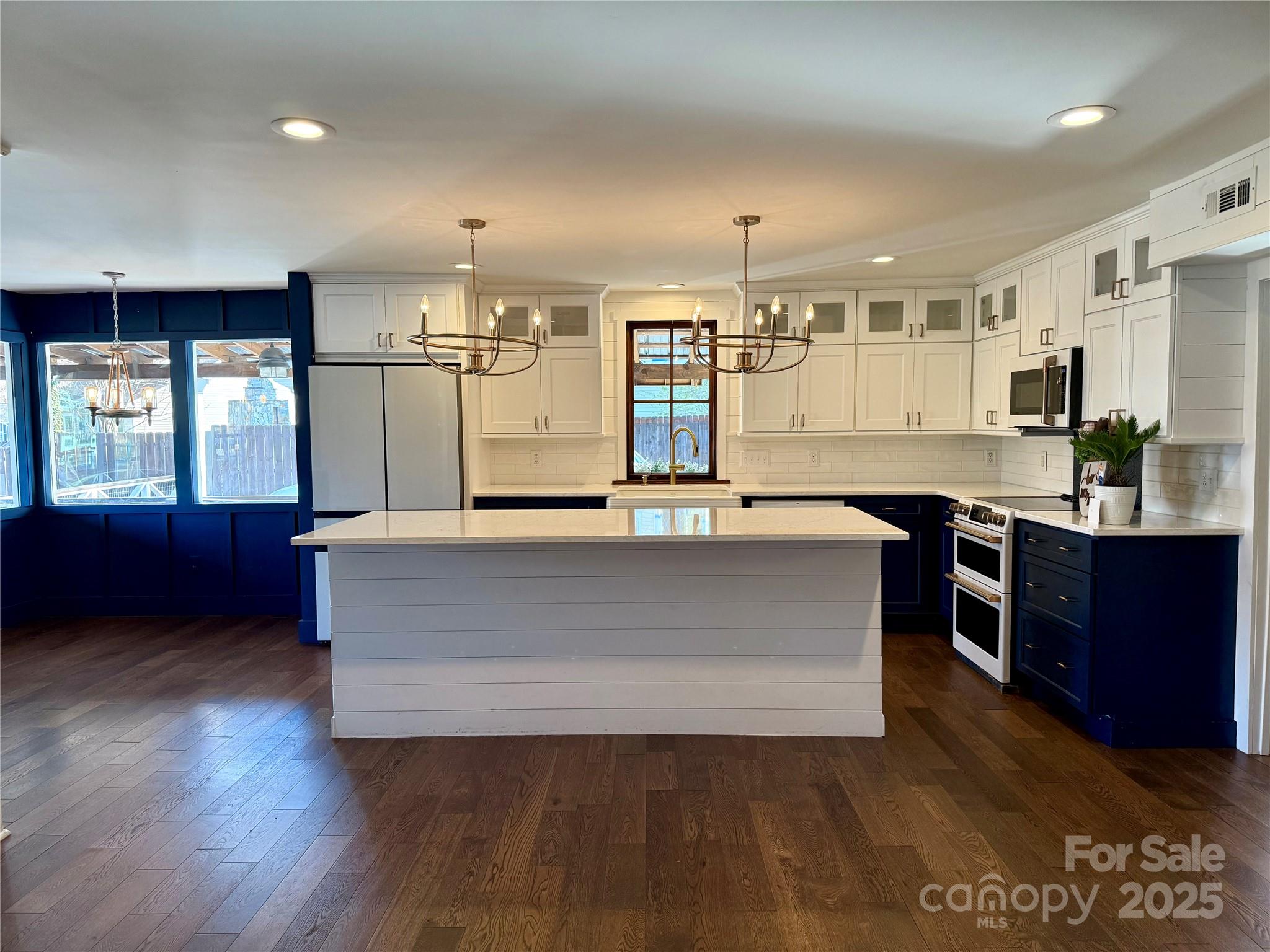 Riverfront - Residential