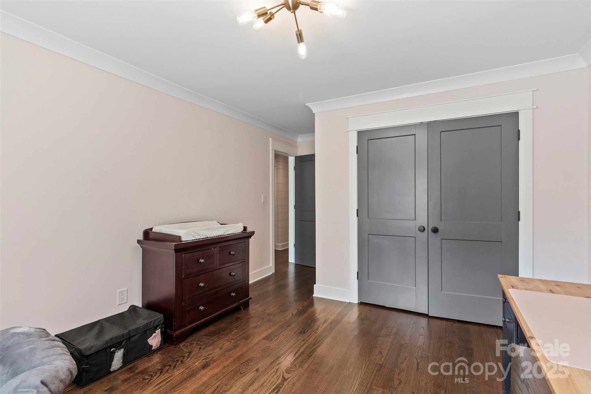 Kanawha Hill - Residential