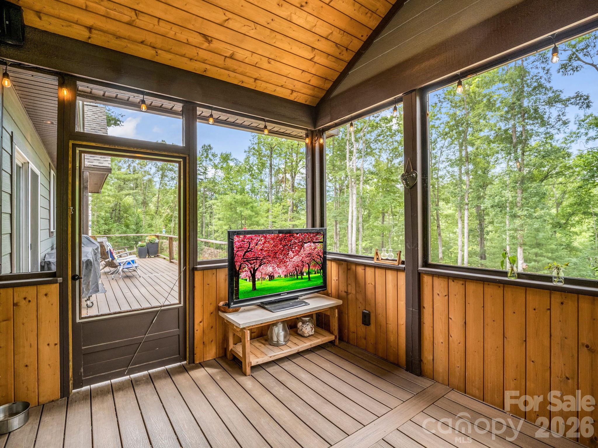 Lake Adger - Residential