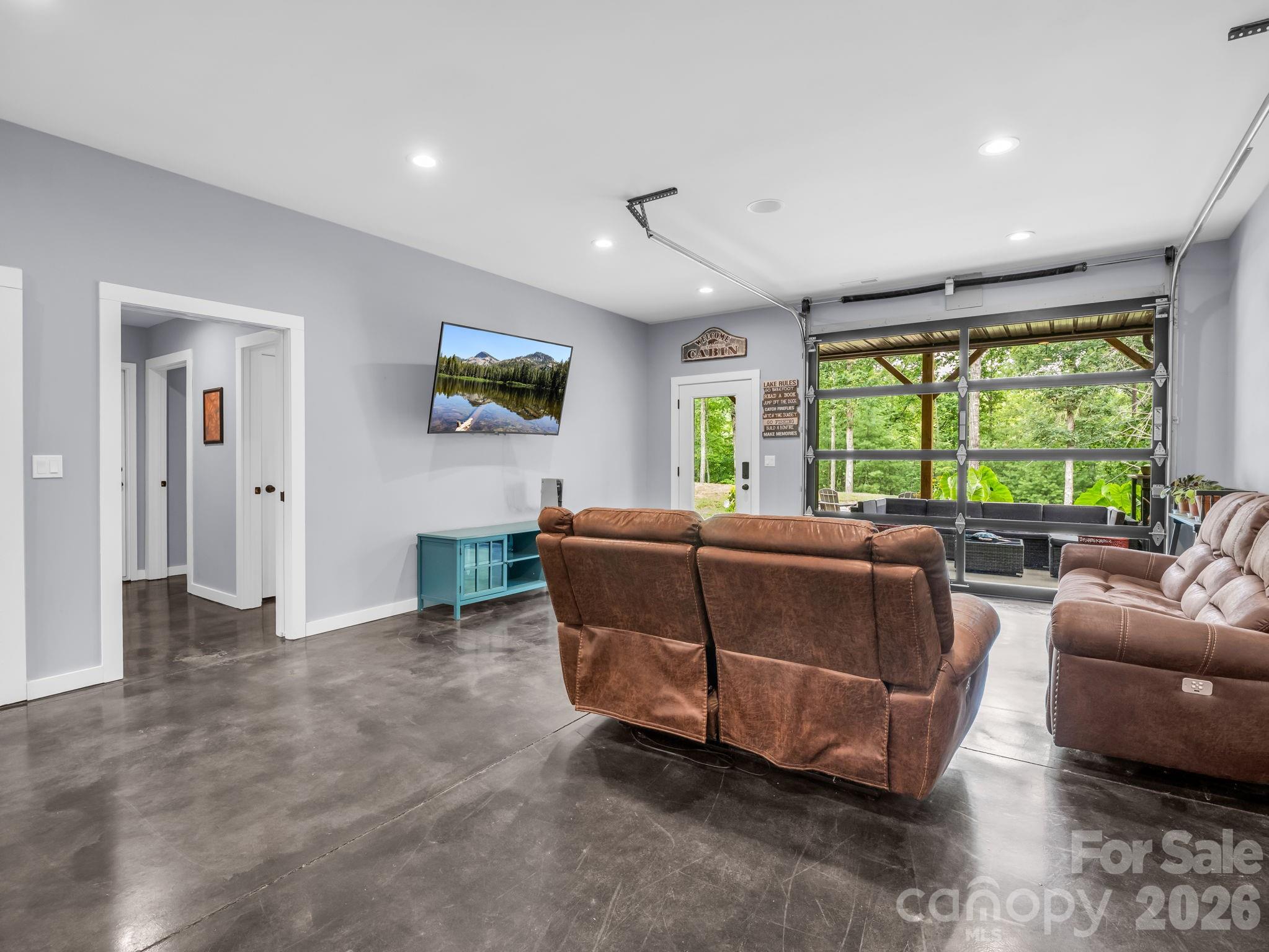Lake Adger - Residential