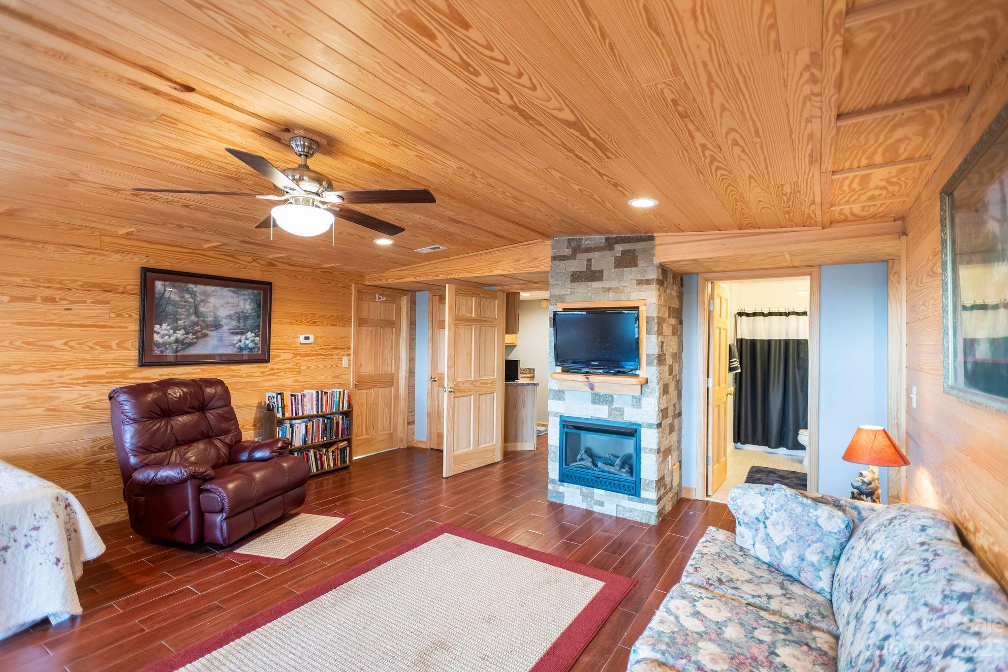 The Summit - Residential